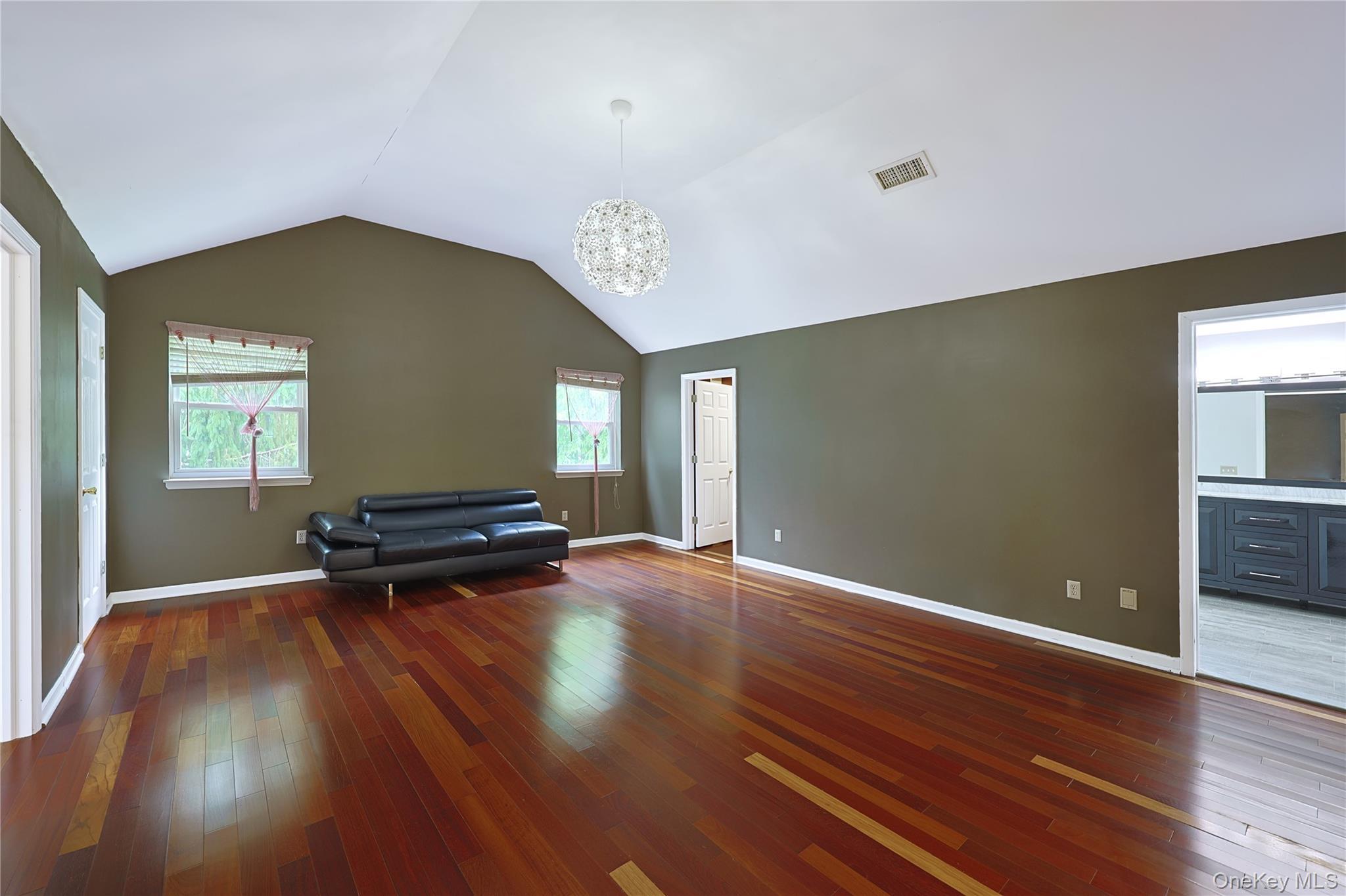 Single Family Pine View Orange County, NY 12553, MLS-1040910-13