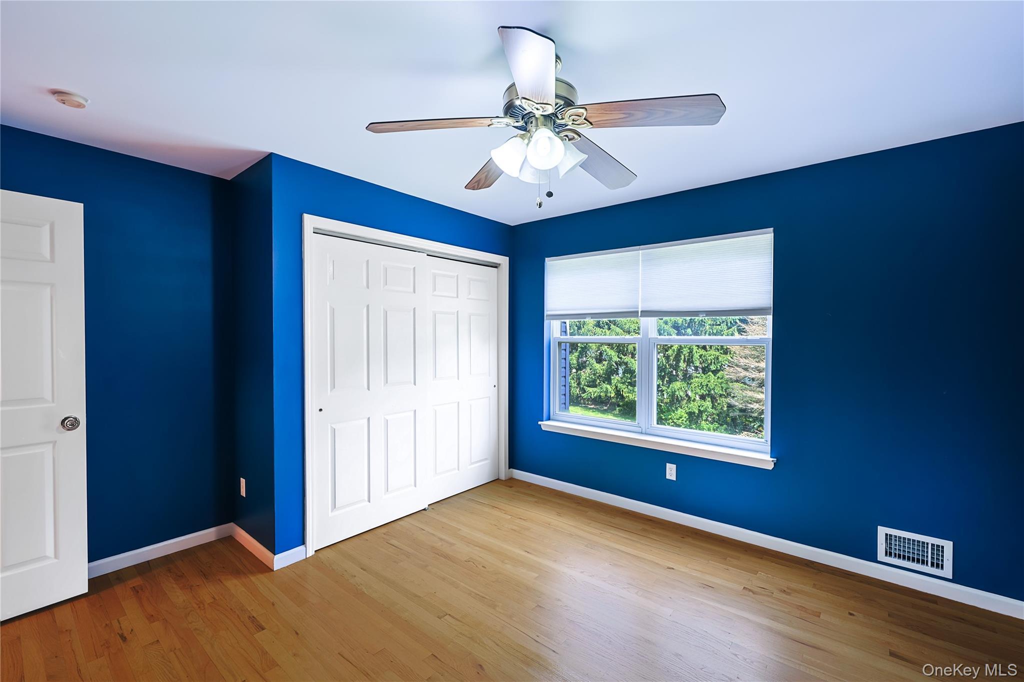 Single Family Pine View Orange County, NY 12553, MLS-1040910-18