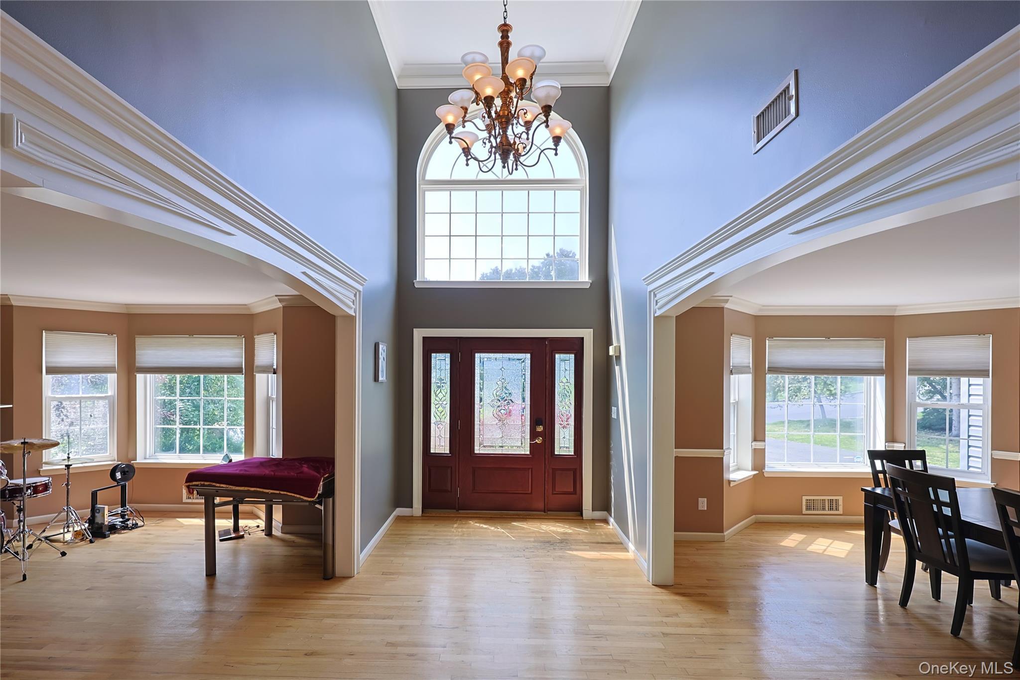 Single Family Pine View Orange County, NY 12553, MLS-1040910-3