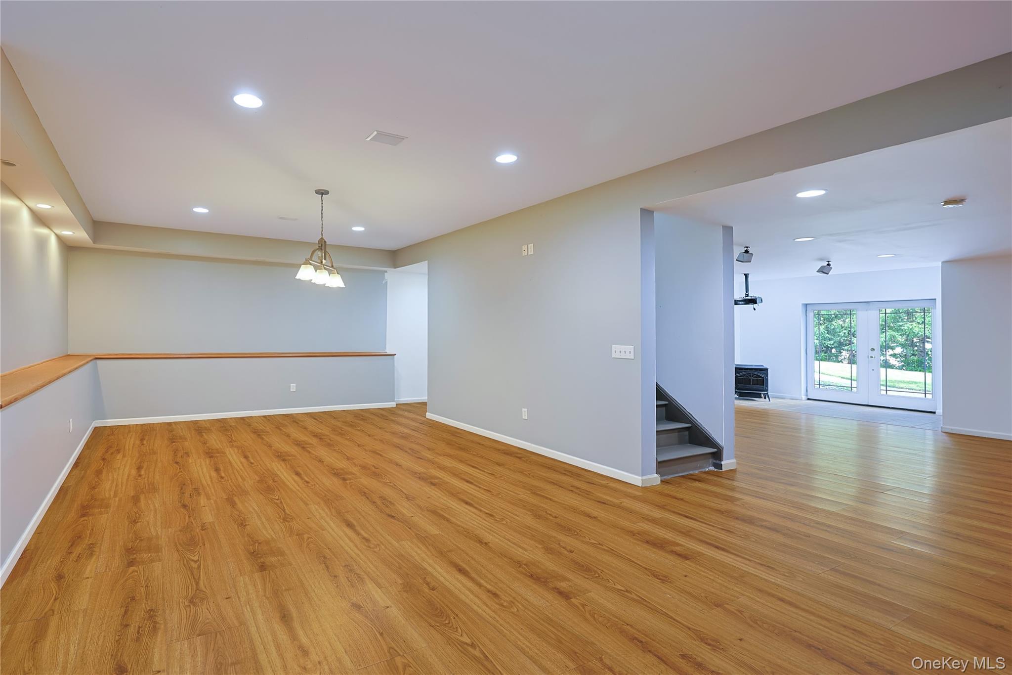 Single Family Pine View Orange County, NY 12553, MLS-1040910-30
