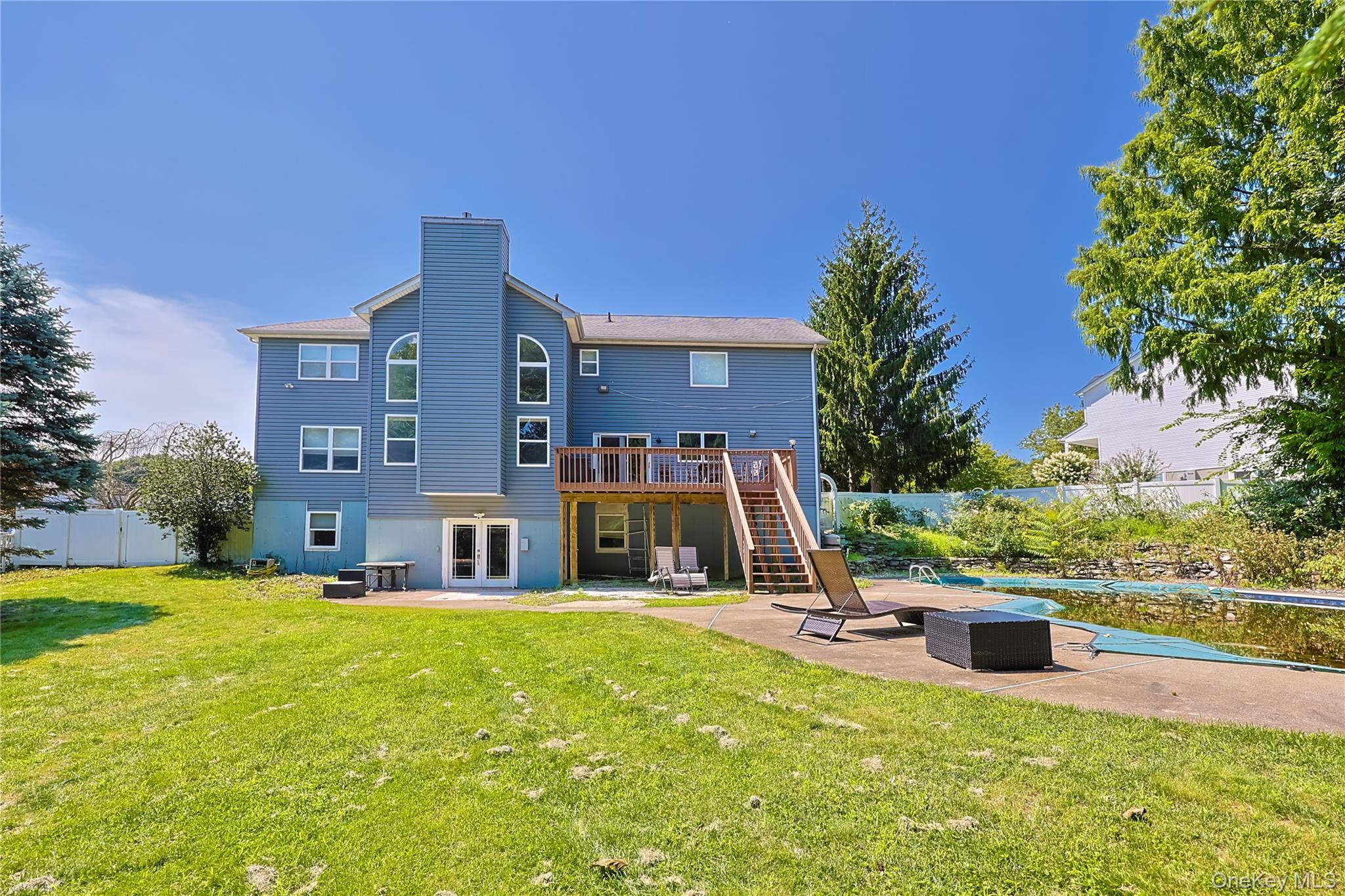 Single Family Pine View Orange County, NY 12553, MLS-1040910-35