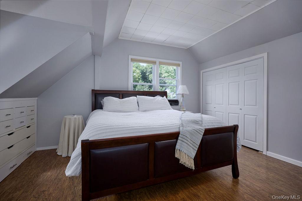 Single Family Walnut Road  Westchester County, NY 10537, MLS-1040911-20