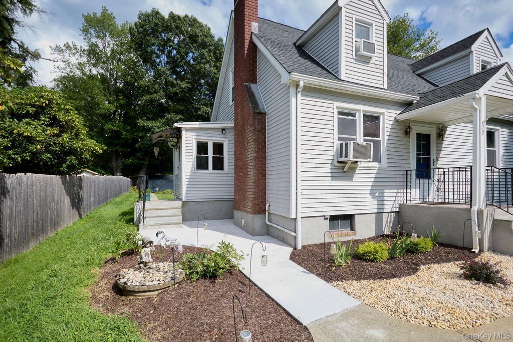 Single Family Walnut Road  Westchester County, NY 10537, MLS-1040911-35