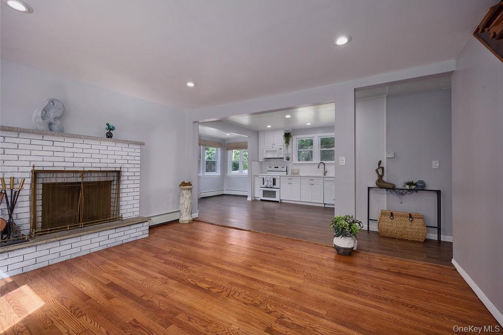 Single Family Walnut Road  Westchester County, NY 10537, MLS-1040911-4