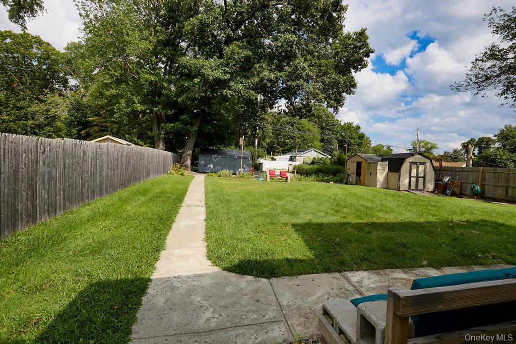 Single Family Walnut Road  Westchester County, NY 10537, MLS-1040911-40