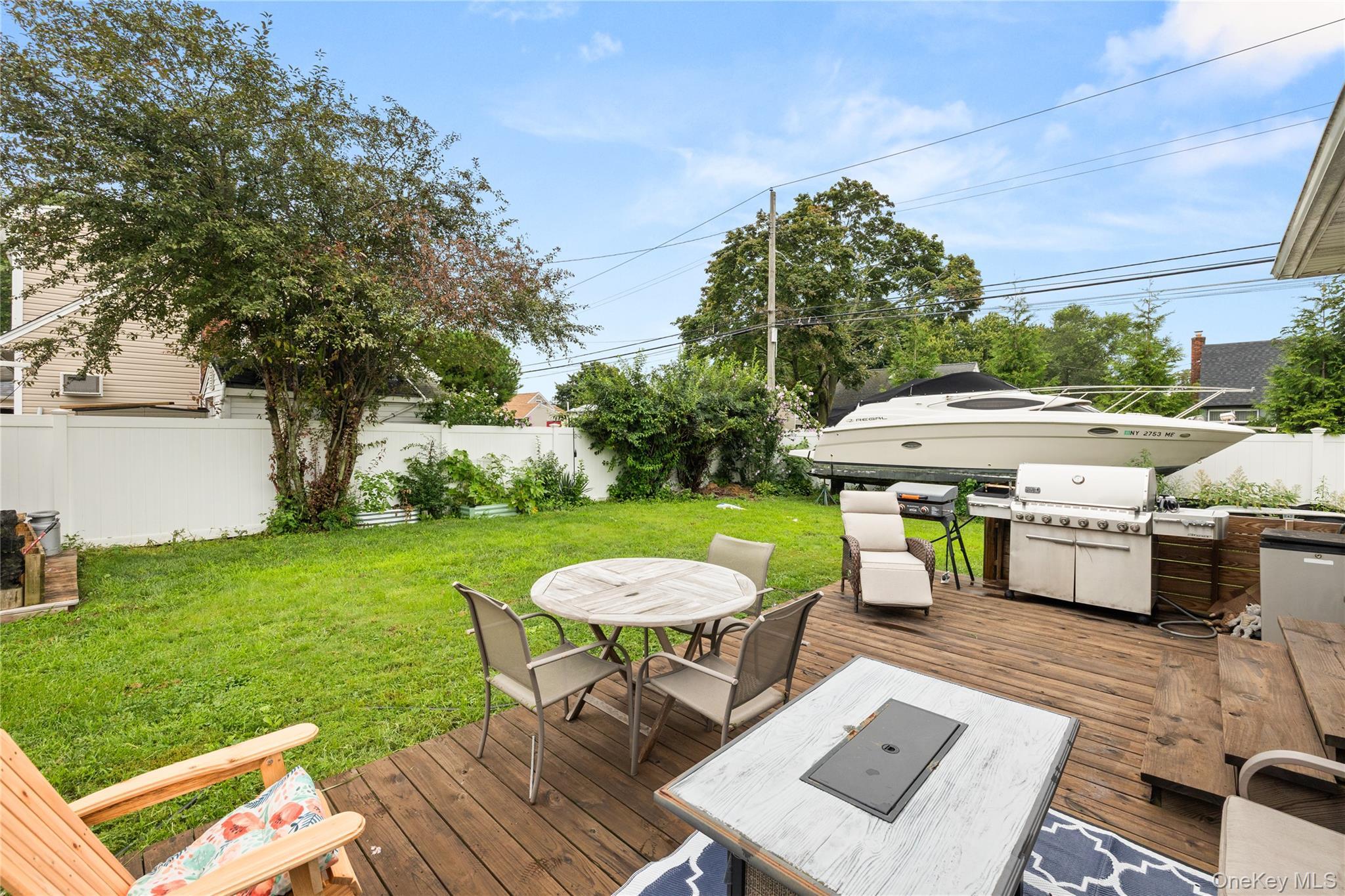 Single Family Buffalo Avenue  Suffolk County, NY 11757, MLS-1040914-15