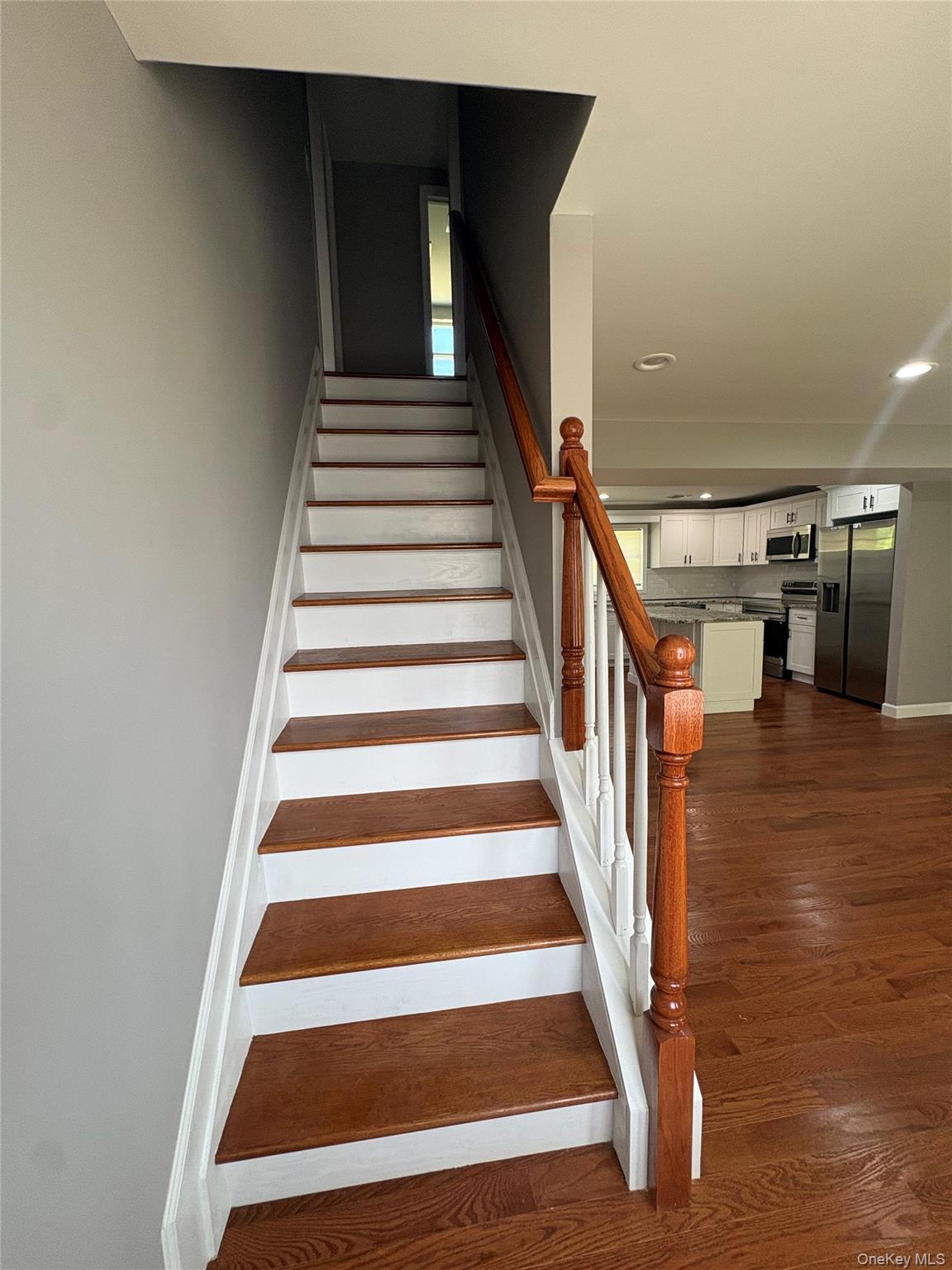 Single Family E Lakeland Street Suffolk County, NY 11706, MLS-1040915-3