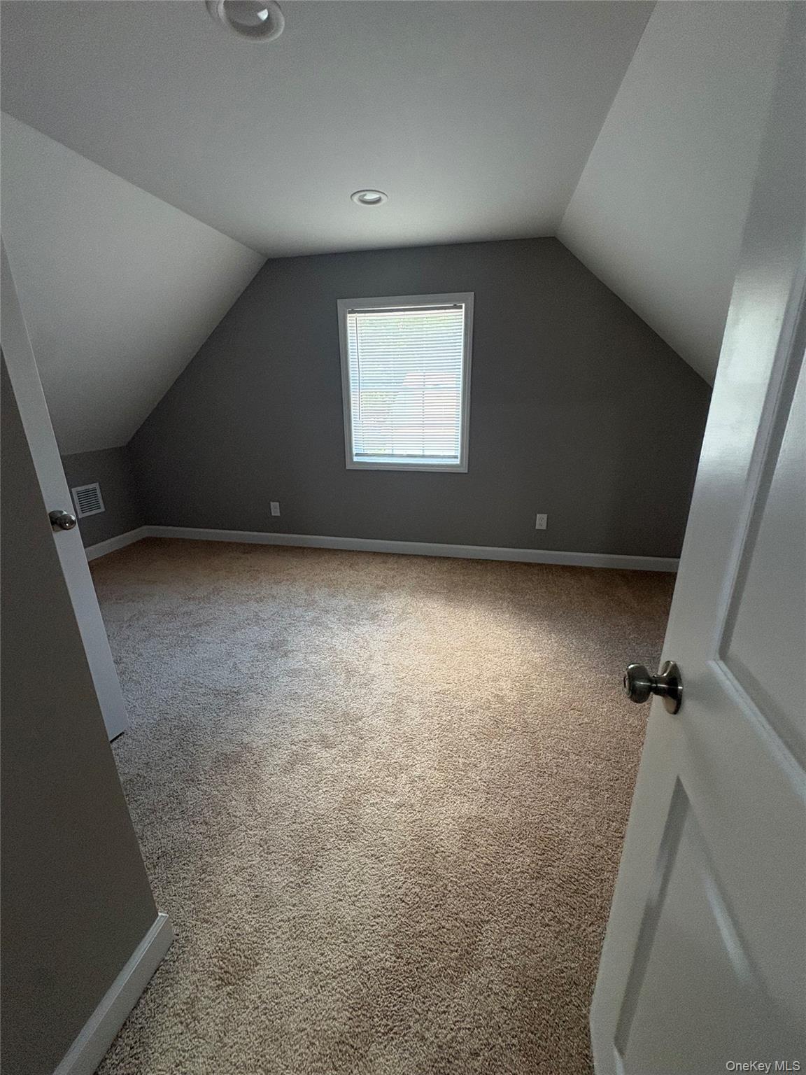 Single Family E Lakeland Street Suffolk County, NY 11706, MLS-1040915-5