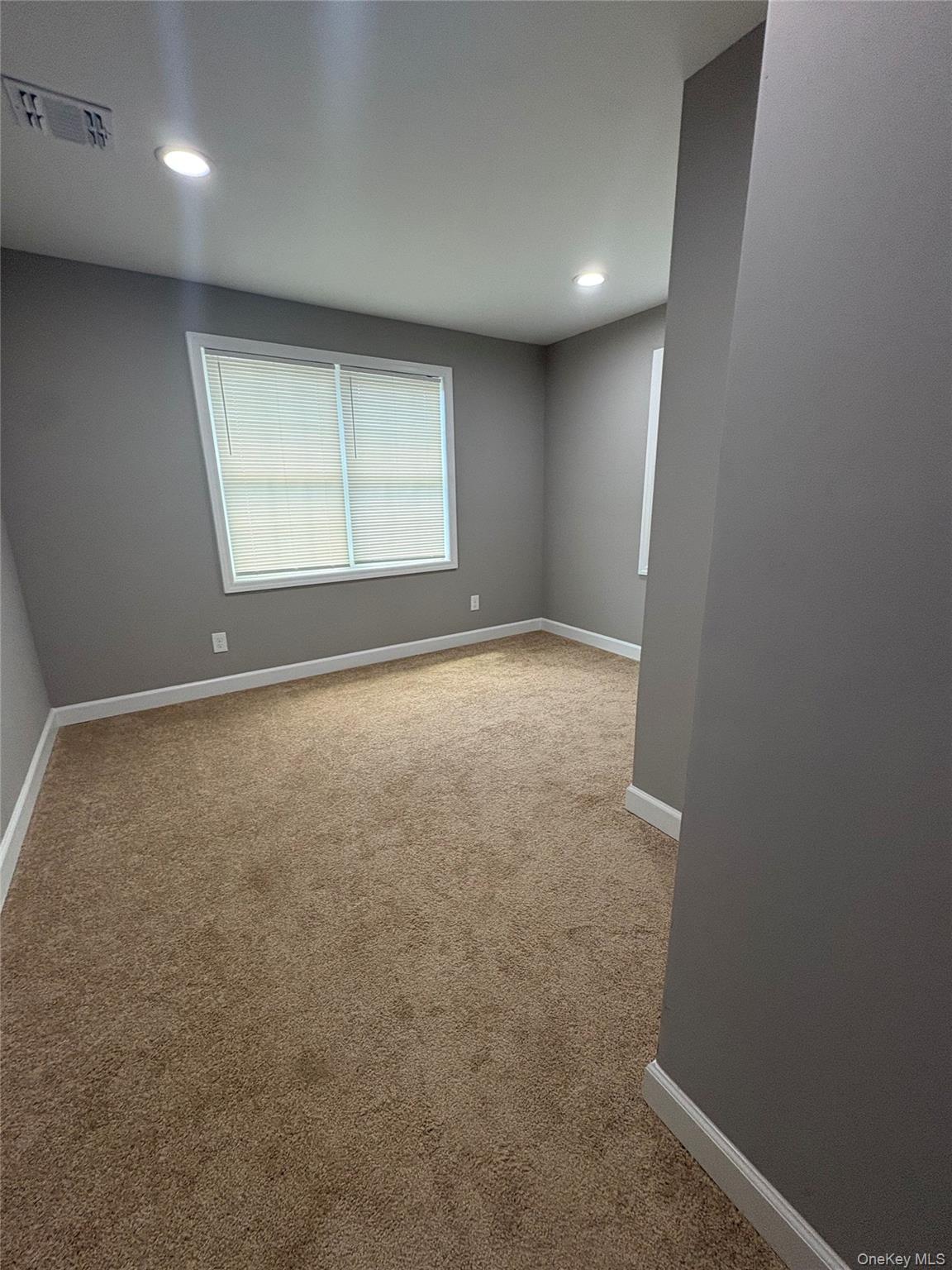 Single Family E Lakeland Street Suffolk County, NY 11706, MLS-1040915-7