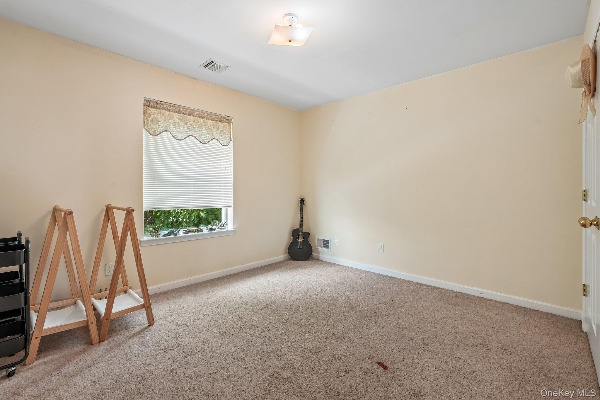 Single Family Maiden Lane Orange County, NY 10924, MLS-1040928-34