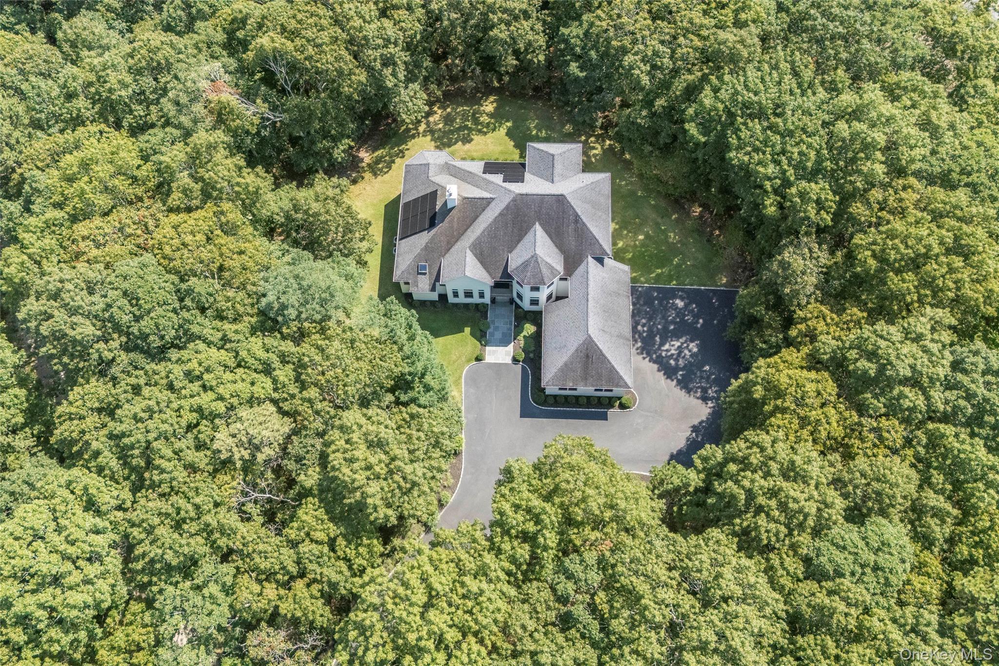 Single Family Channing Cross Suffolk County, NY 11946, MLS-1040930-23