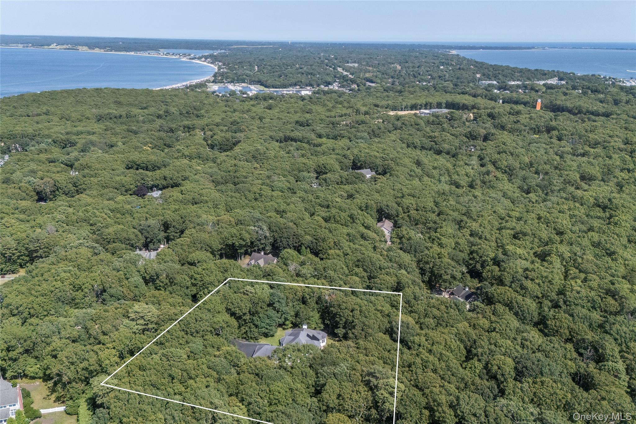 Single Family Channing Cross  Suffolk County, NY 11946, MLS-1040930-25