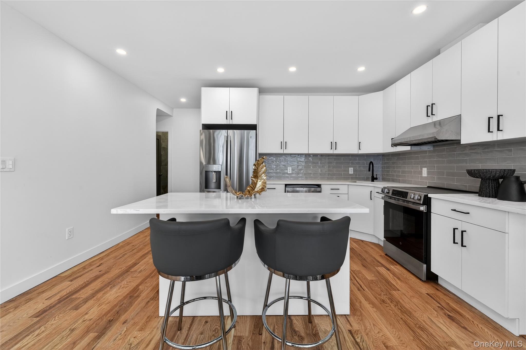 Single Family 35th Avenue  Queens, NY 11368, MLS-1040944-13