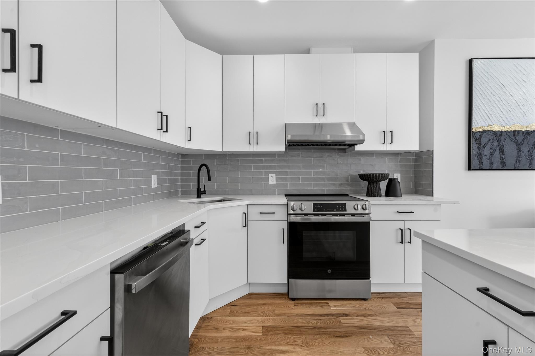 Single Family 35th Avenue  Queens, NY 11368, MLS-1040944-14