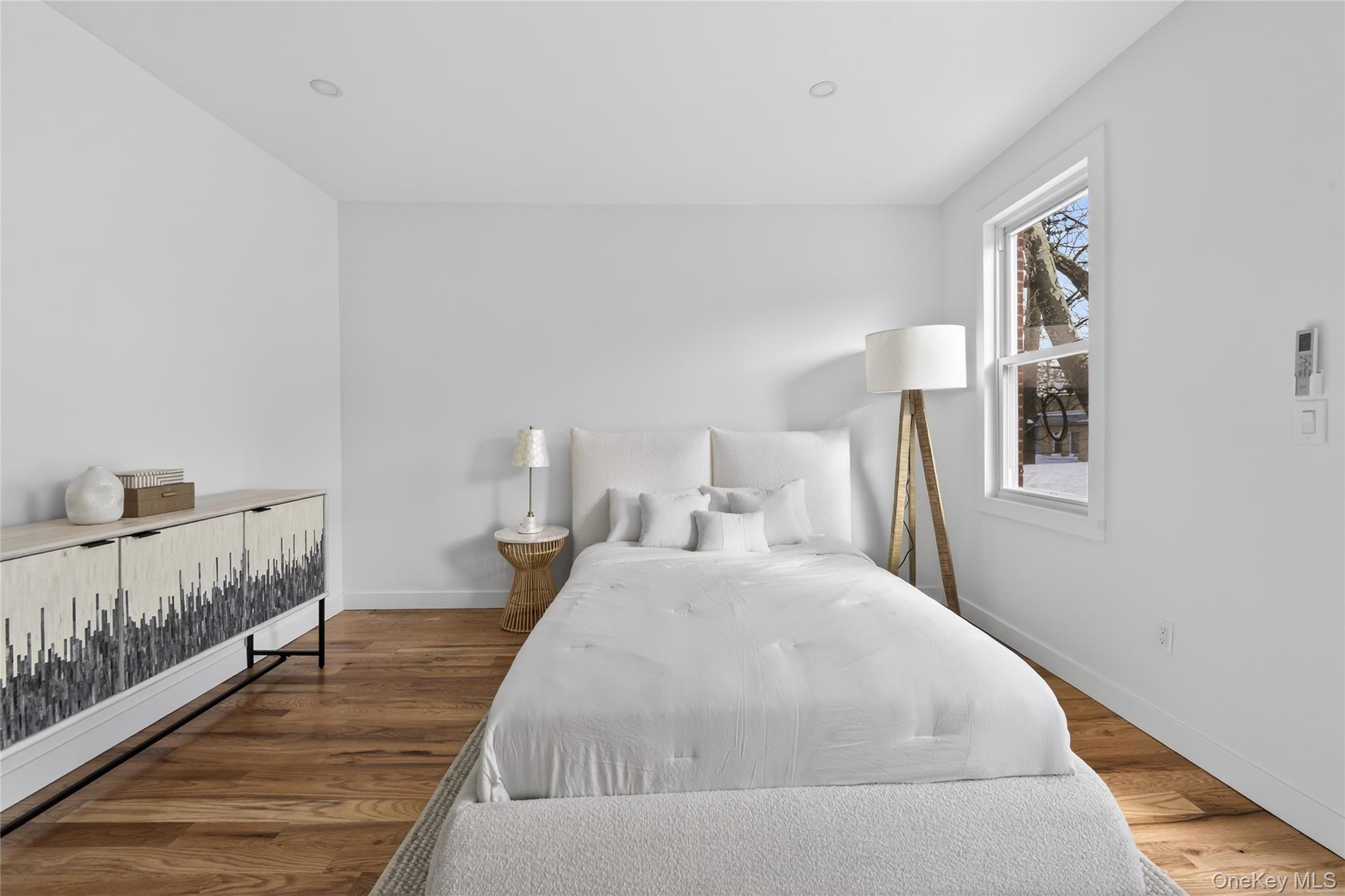 Single Family 35th Avenue  Queens, NY 11368, MLS-1040944-26