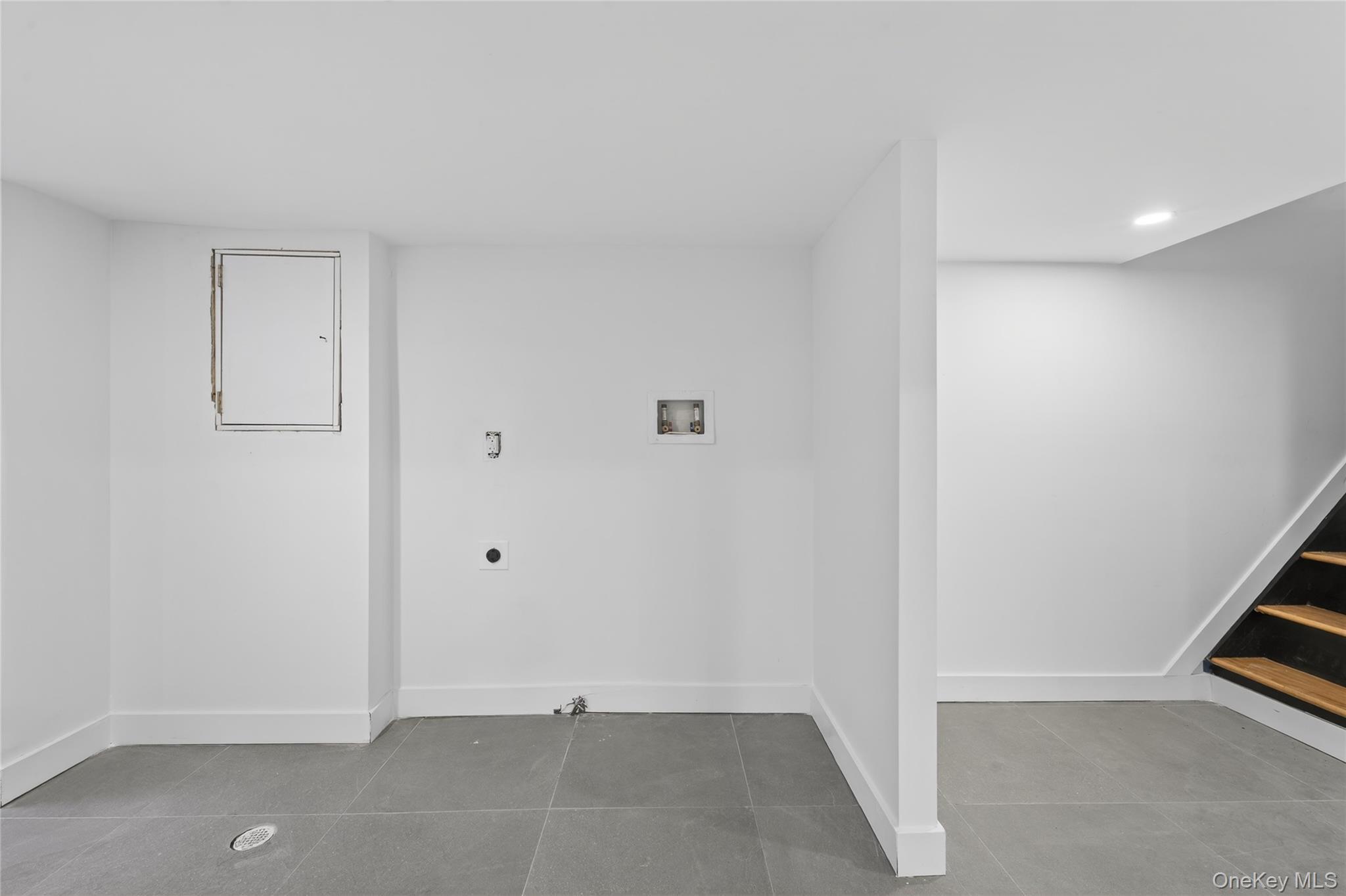 Single Family 35th Avenue  Queens, NY 11368, MLS-1040944-30