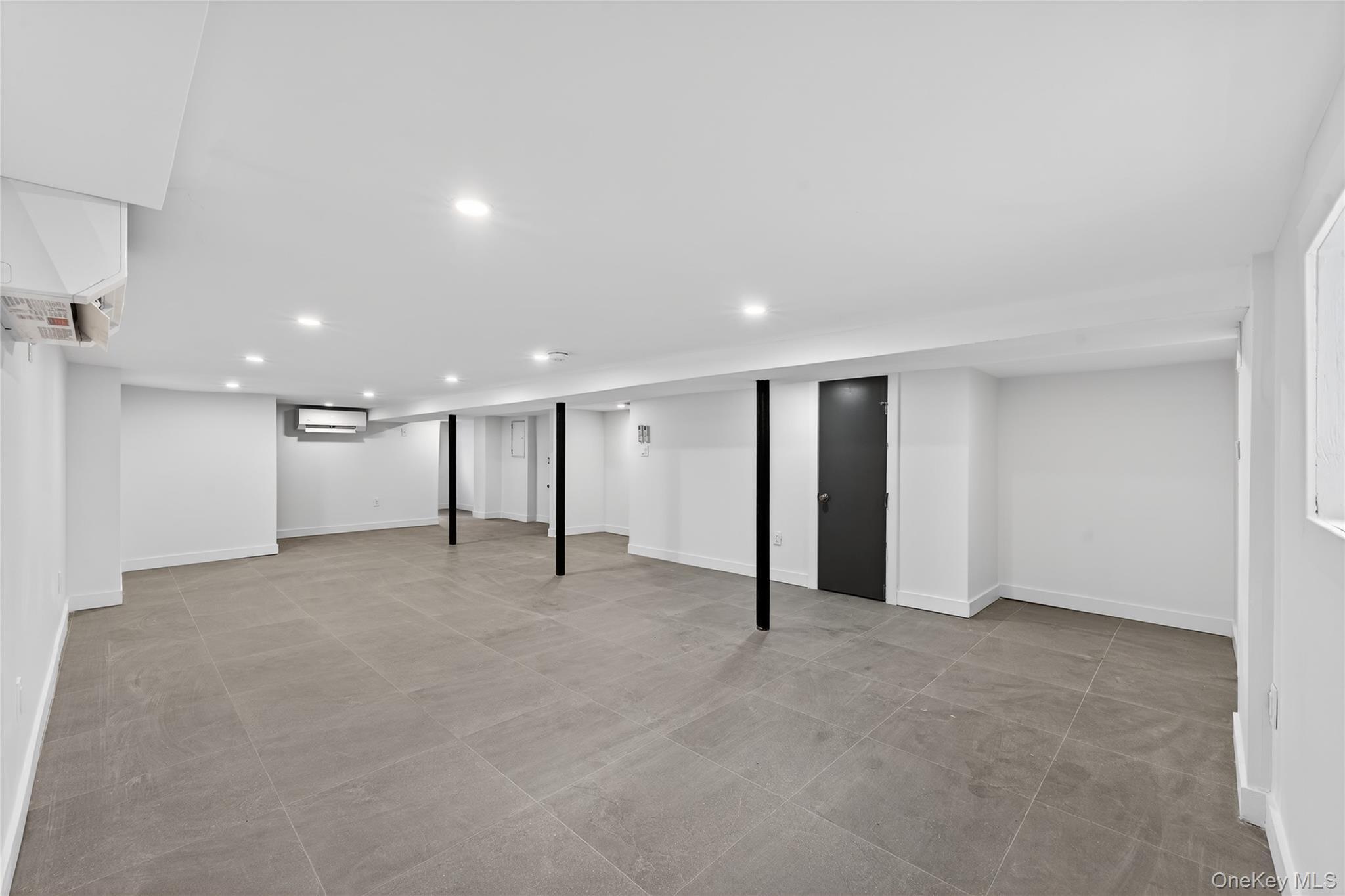 Single Family 35th Avenue  Queens, NY 11368, MLS-1040944-31