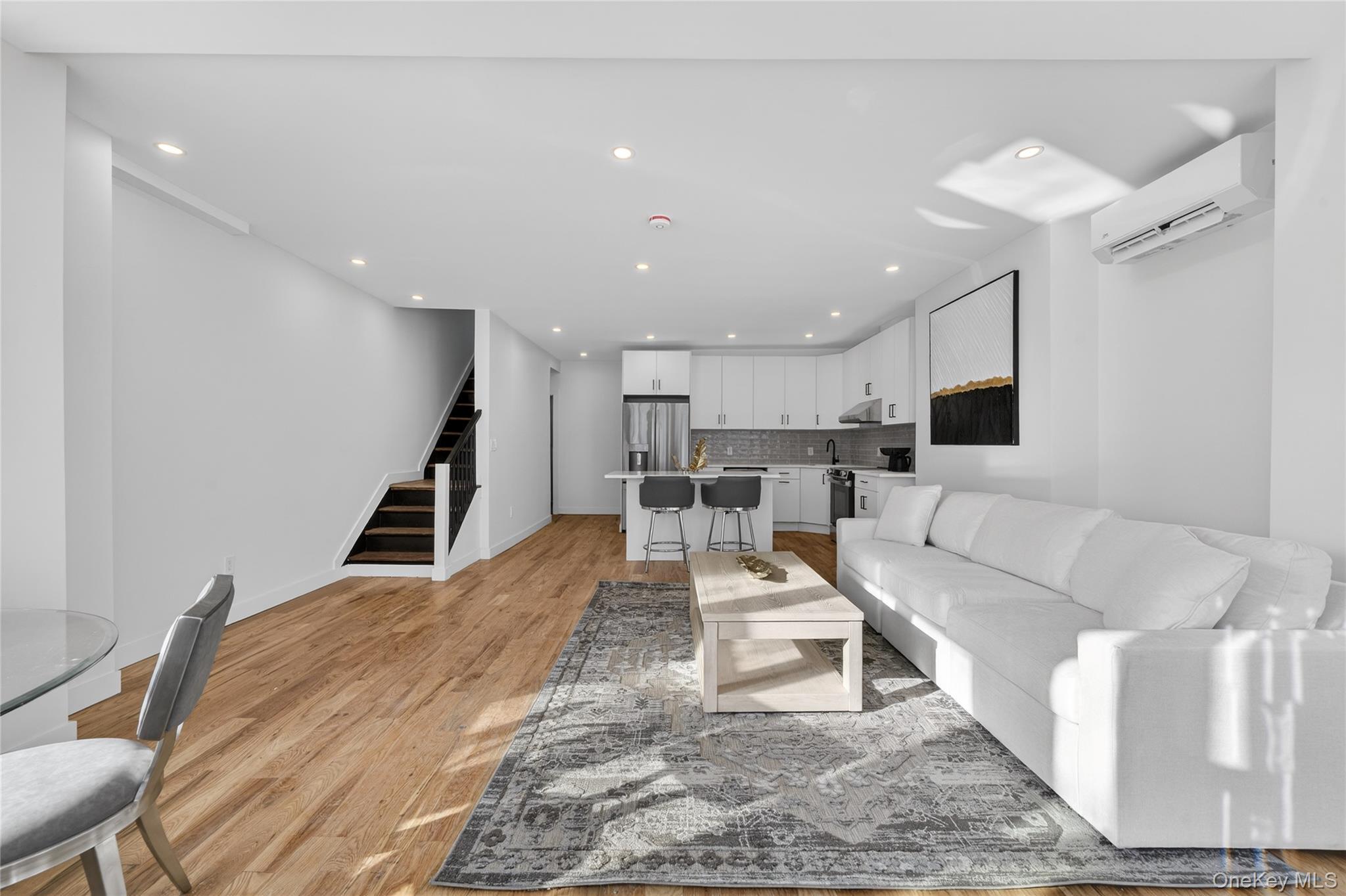 Single Family 35th Avenue  Queens, NY 11368, MLS-1040944-7