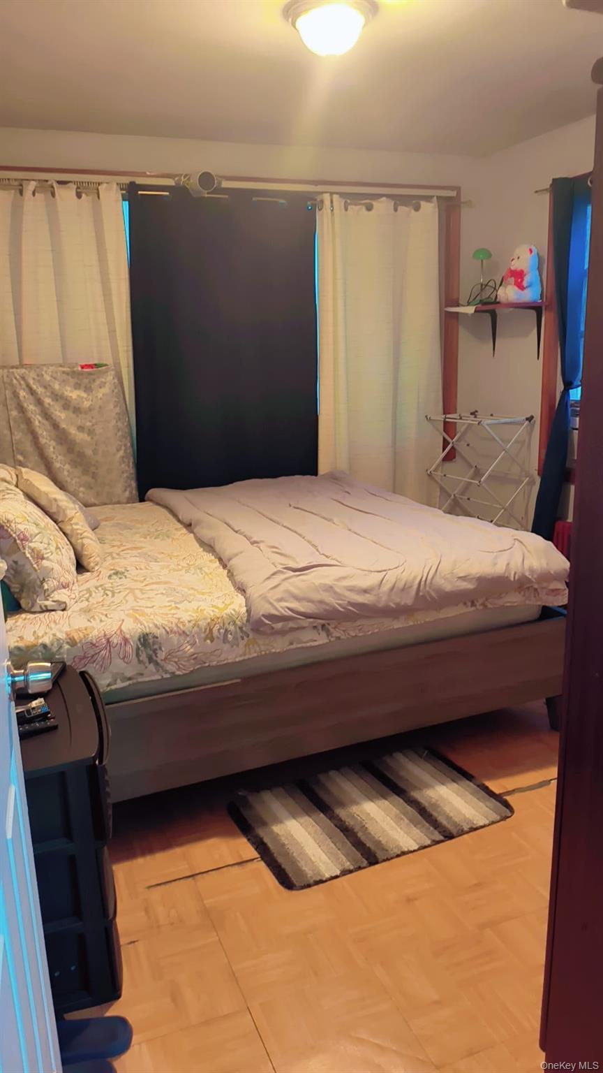 Single Family 168th Place  Queens, NY 11433, MLS-1040958-3