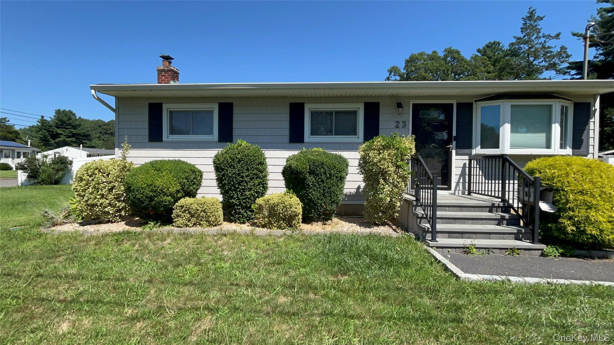 Single Family Pine Street Suffolk County, NY 11717, MLS-1040975-2
