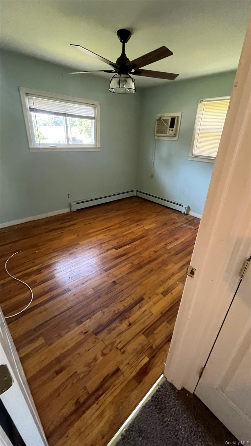 Single Family Pine Street Suffolk County, NY 11717, MLS-1040975-9