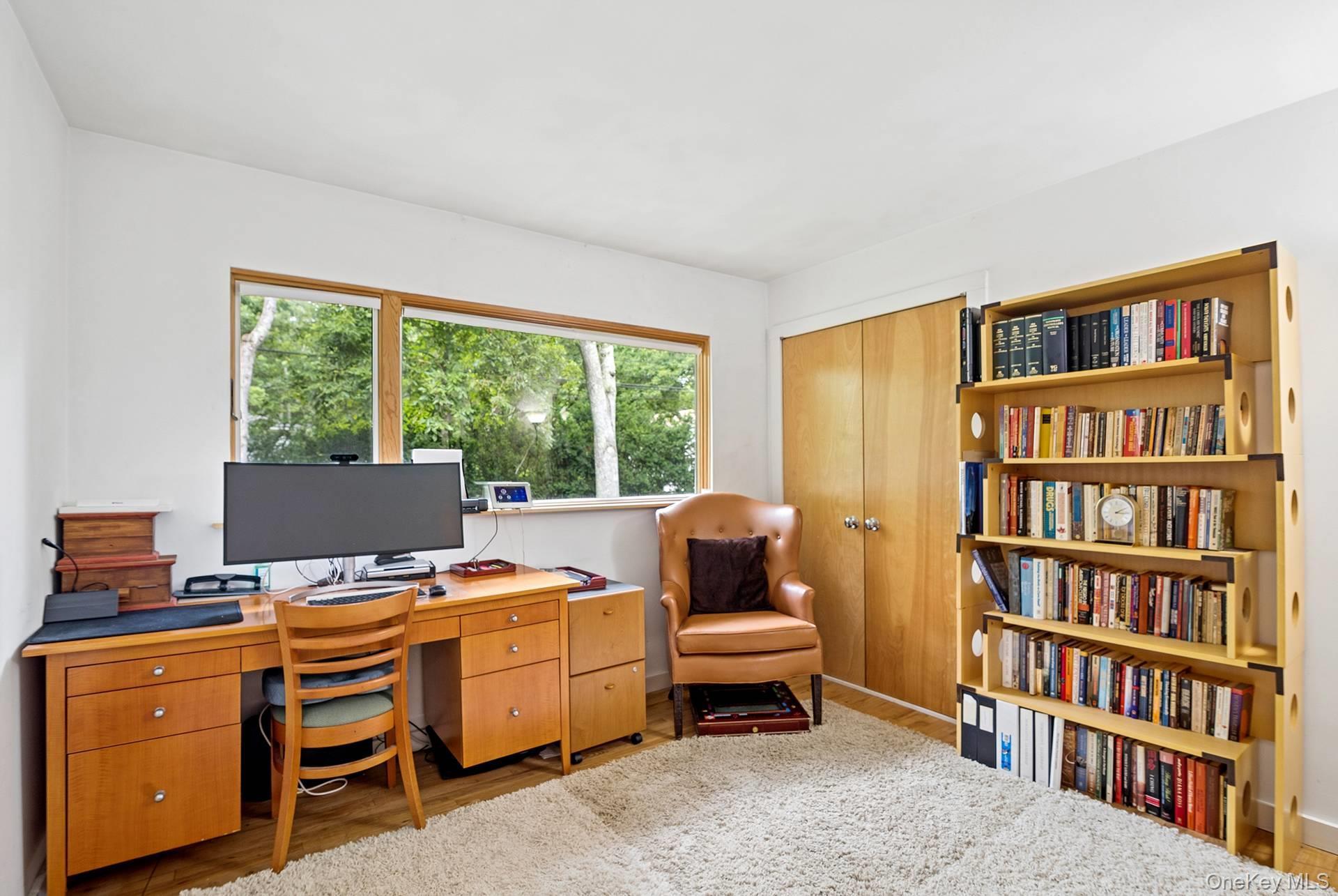 Single Family Lincoln Street  Suffolk County, NY 11963, MLS-1040984-21