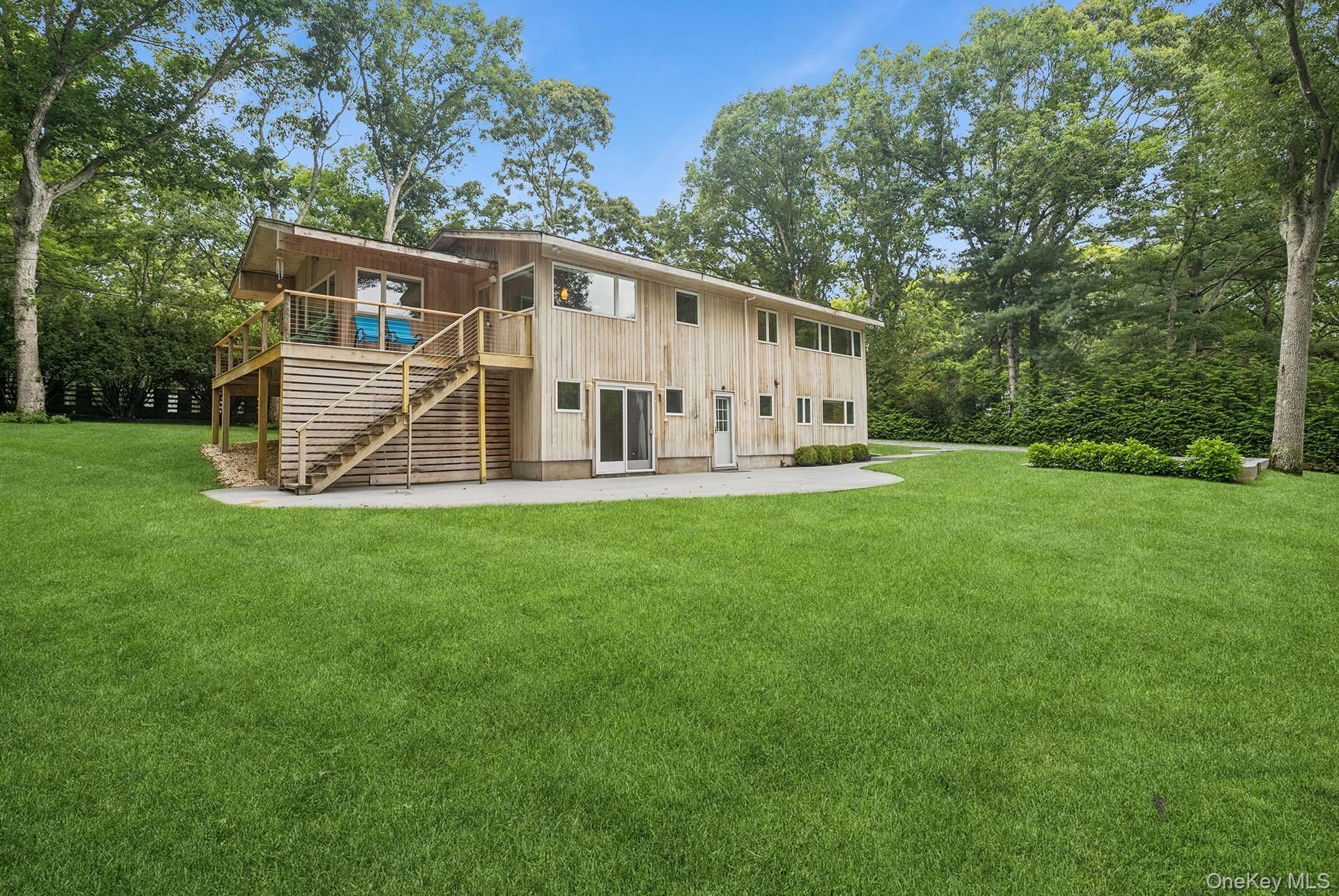 Single Family Lincoln Street  Suffolk County, NY 11963, MLS-1040984-3