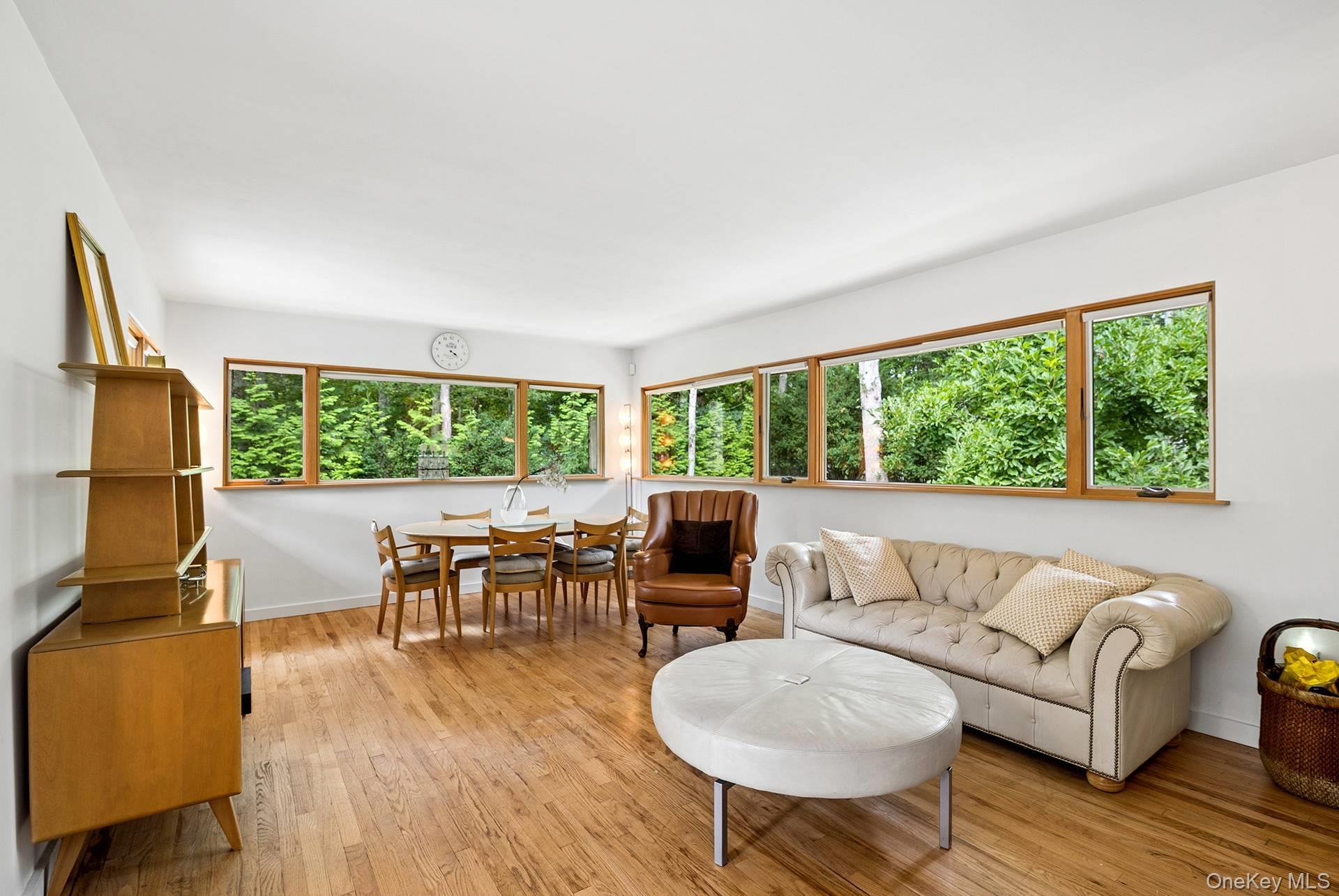 Single Family Lincoln Street  Suffolk County, NY 11963, MLS-1040984-6
