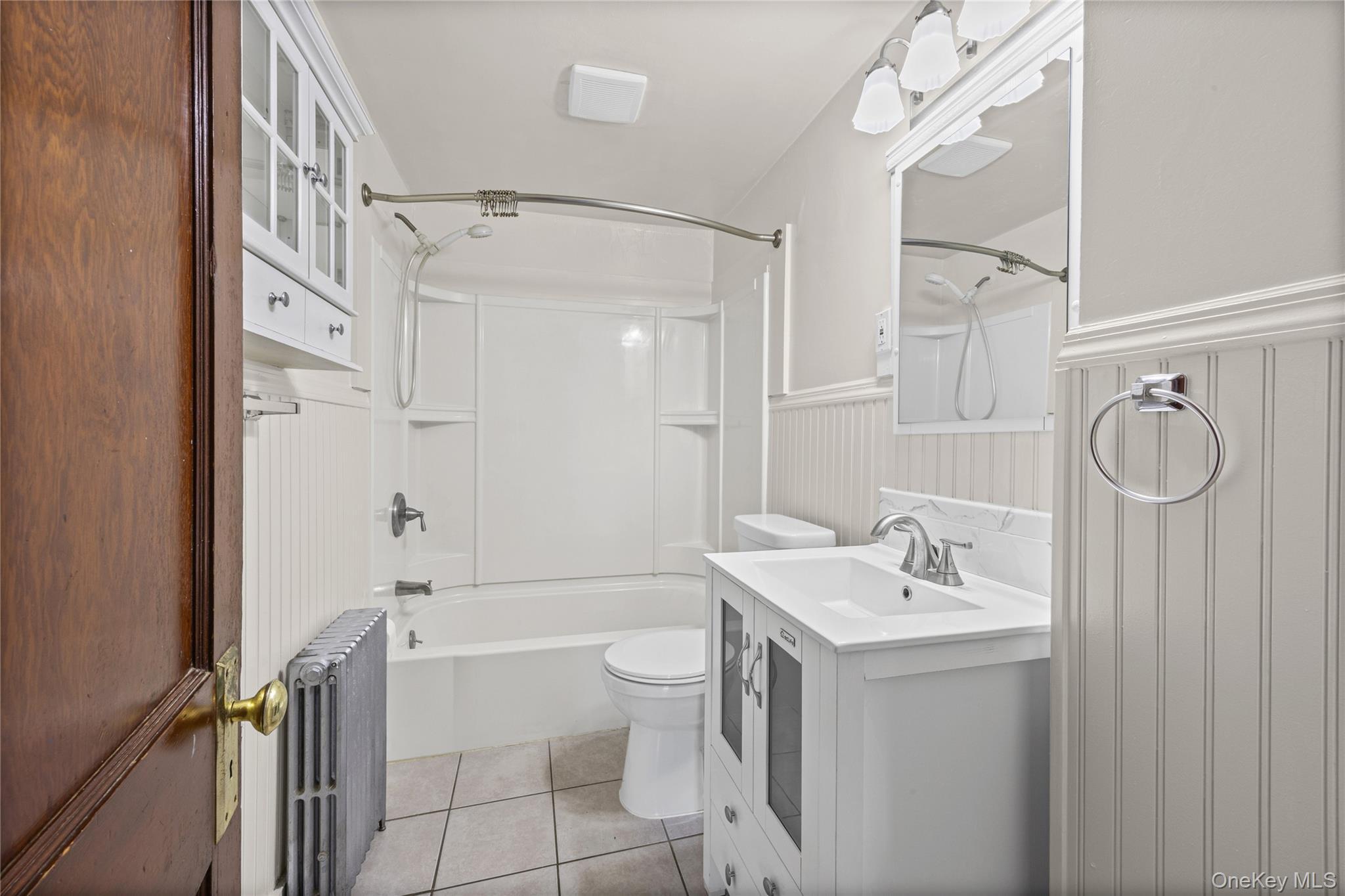 Single Family Henry Street  Suffolk County, NY 11754, MLS-1040992-15