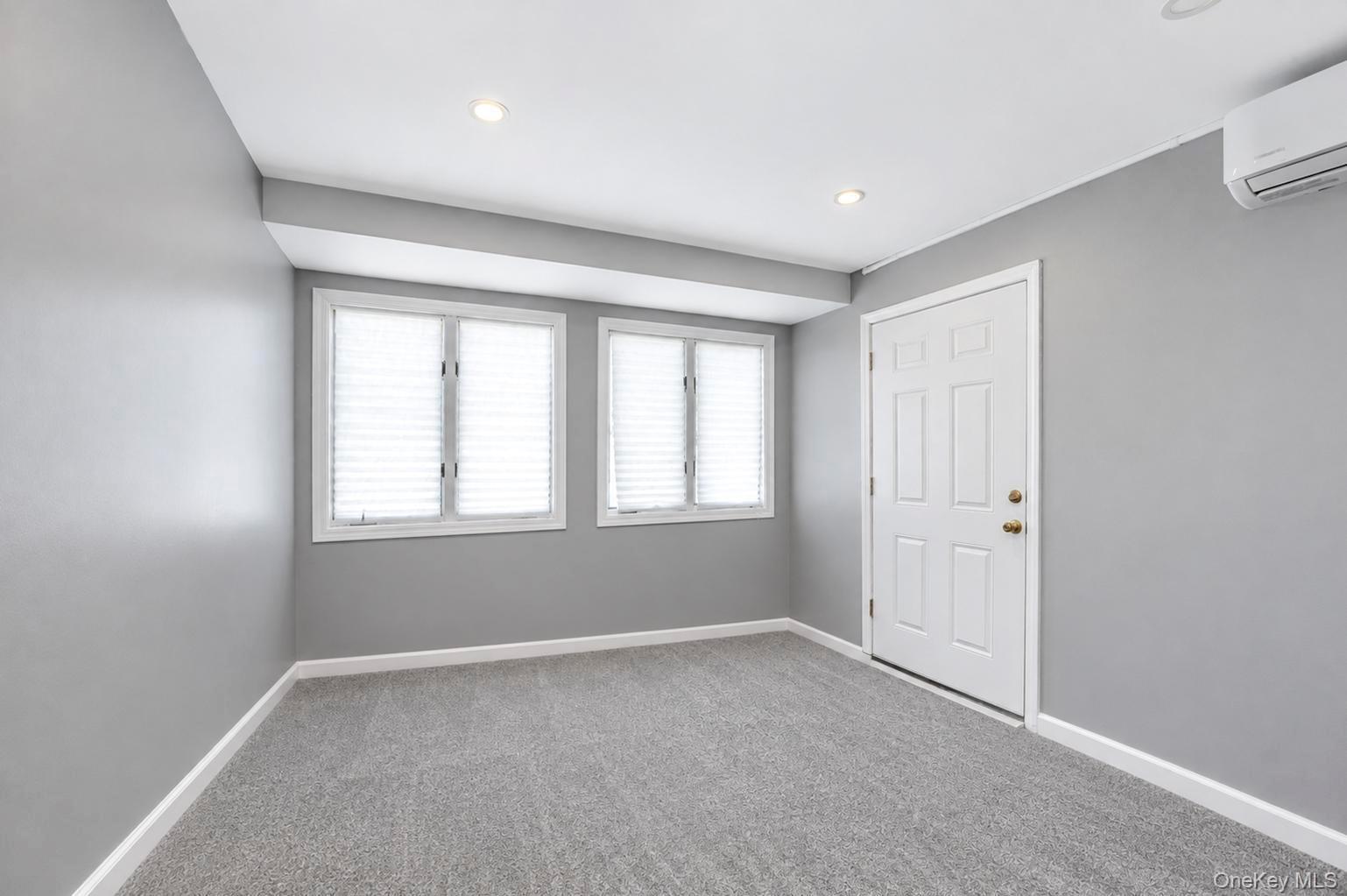 Single Family Tree Road Suffolk County, NY 11720, MLS-1041011-24