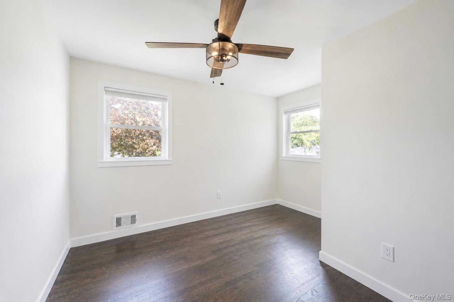 Single Family Tree Road Suffolk County, NY 11720, MLS-1041011-27
