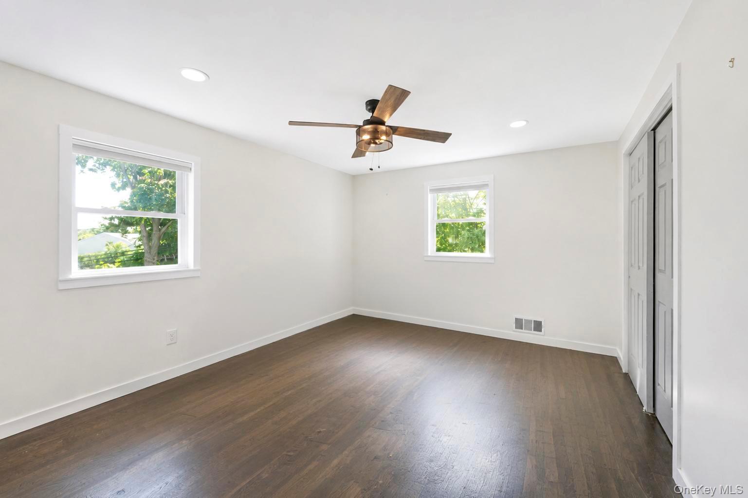 Single Family Tree Road Suffolk County, NY 11720, MLS-1041011-31
