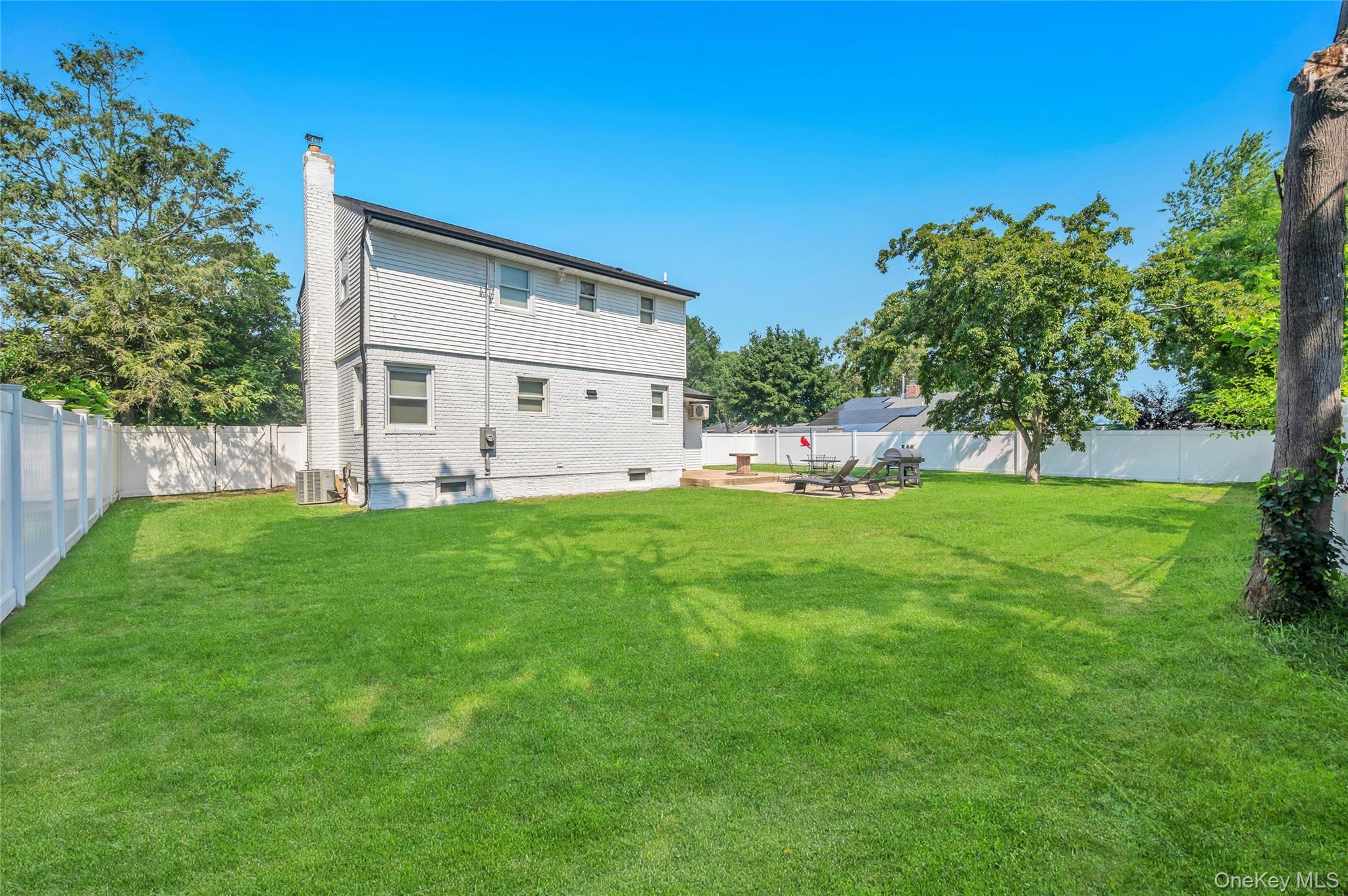 Single Family Tree Road Suffolk County, NY 11720, MLS-1041011-6