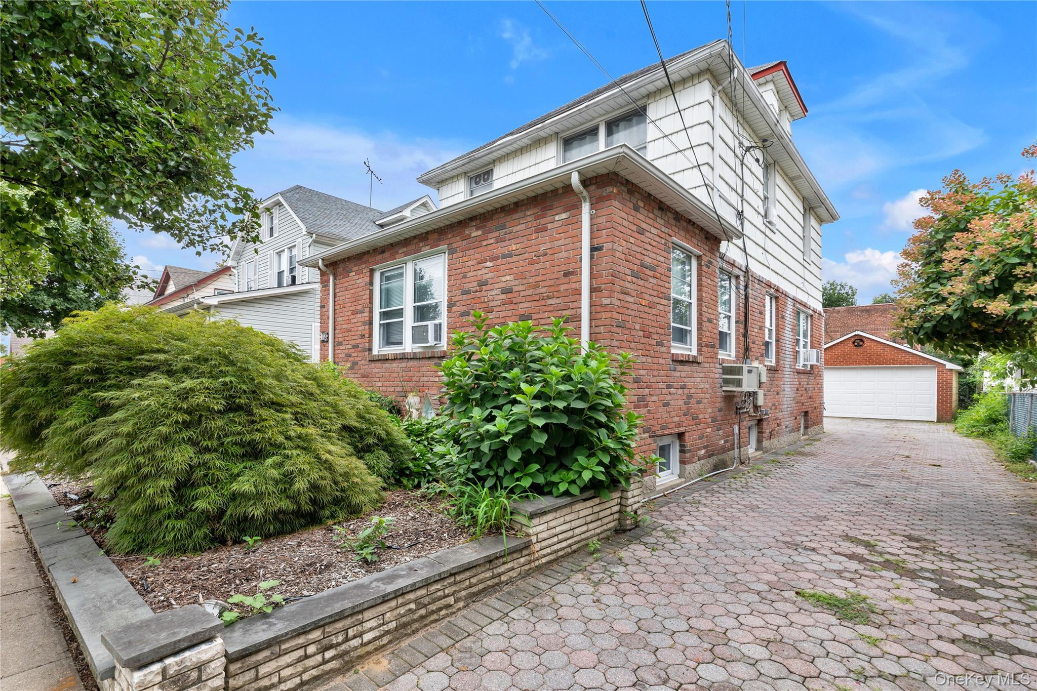 Single Family Liberty Avenue Nassau County, NY 11501, MLS-1041041-2