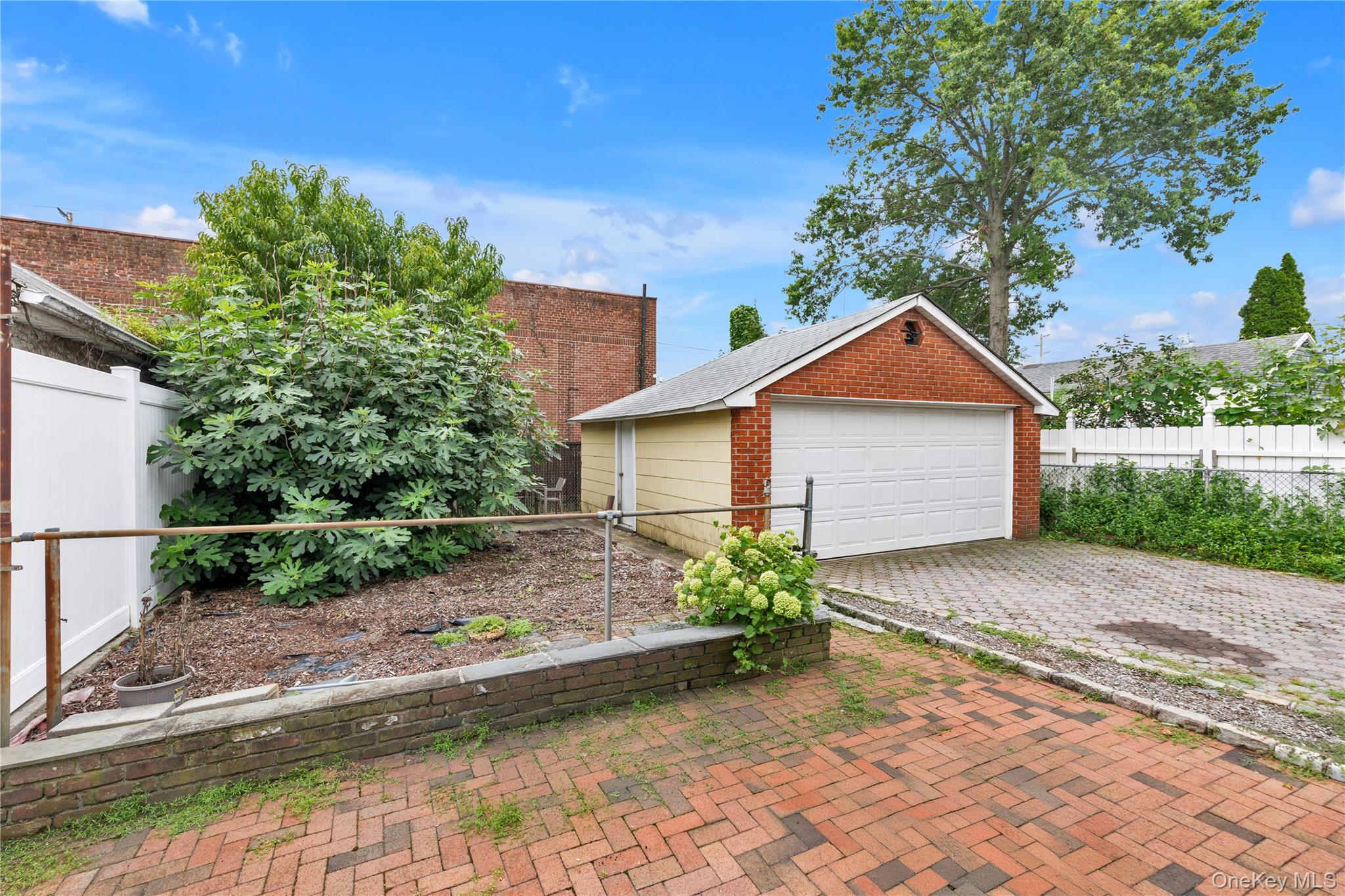 Single Family Liberty Avenue Nassau County, NY 11501, MLS-1041041-20