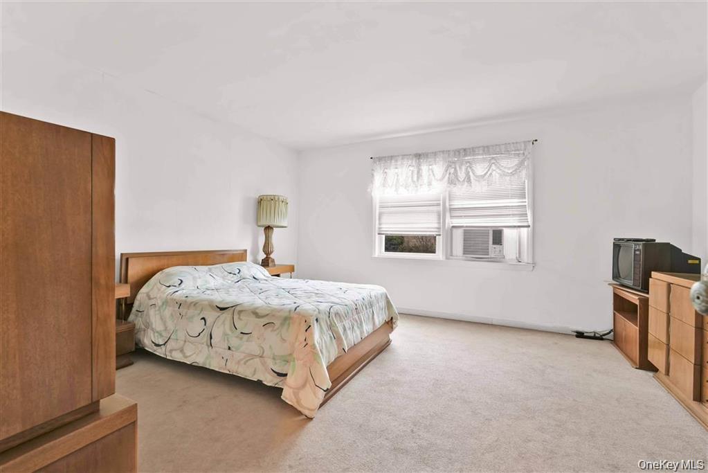 Single Family Austin Street  Queens, NY 11415, MLS-1041051-15