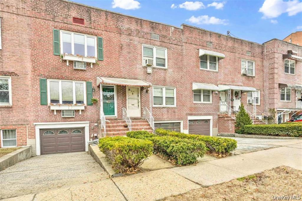 Single Family Austin Street  Queens, NY 11415, MLS-1041051-2