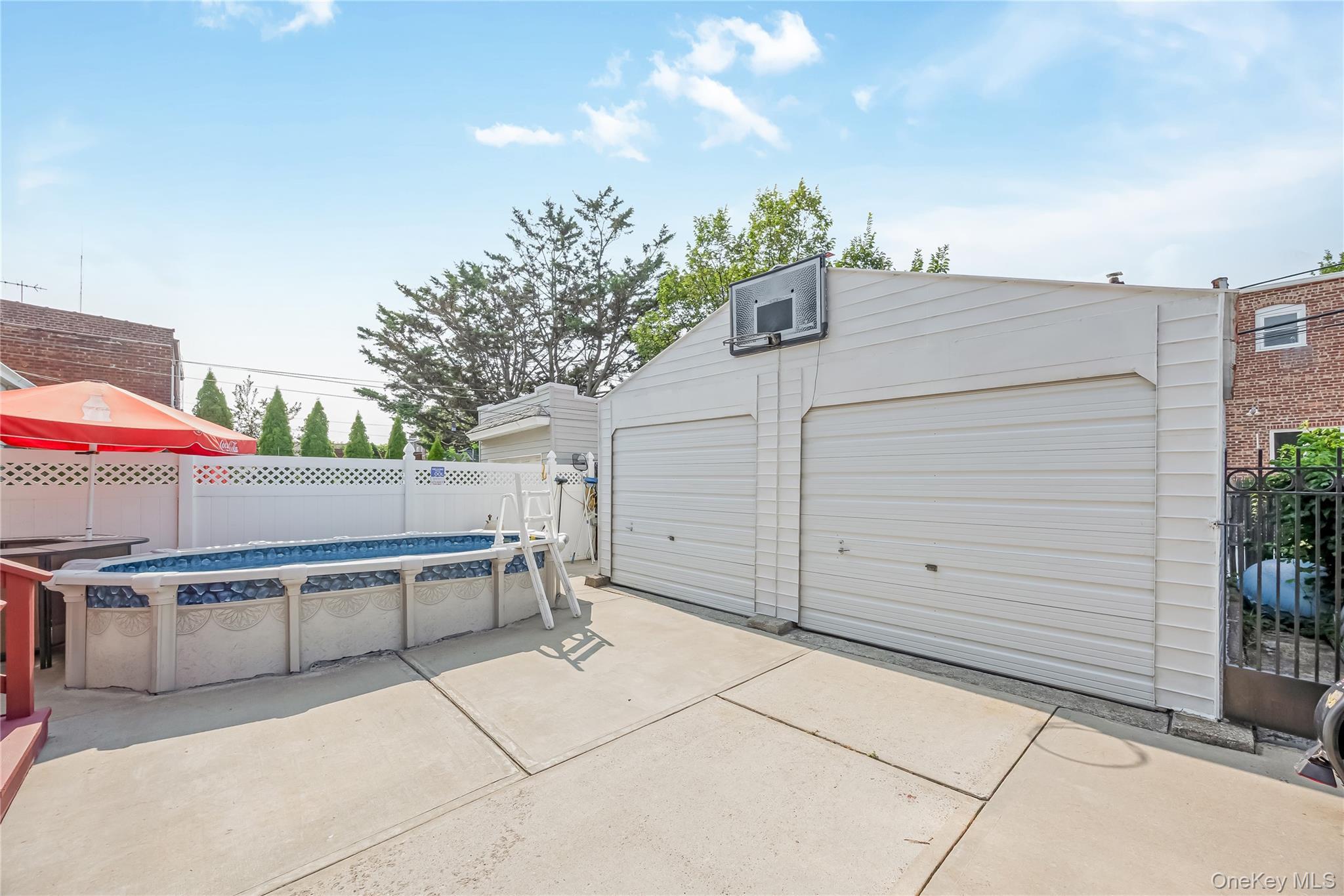 Single Family 75th Avenue Queens, NY 11385, MLS-1041064-28
