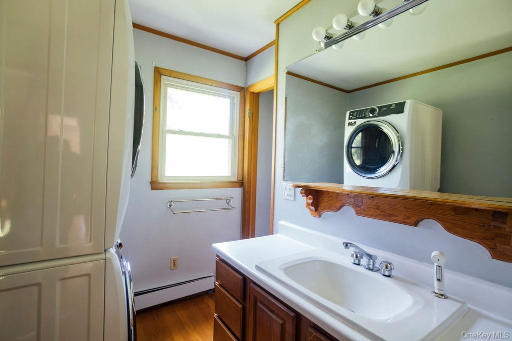 Single Family Courts Lane  Columbia County, NY 12534, MLS-1041067-23