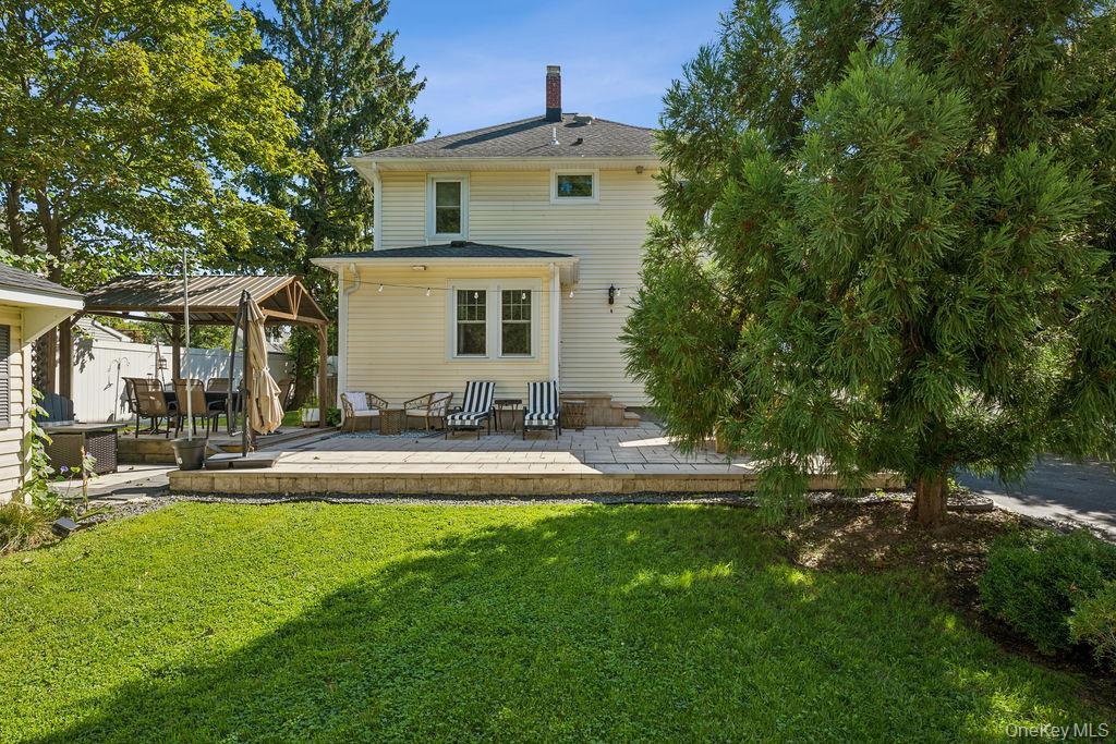 Single Family Lincoln Avenue  Suffolk County, NY 11782, MLS-1041069-35