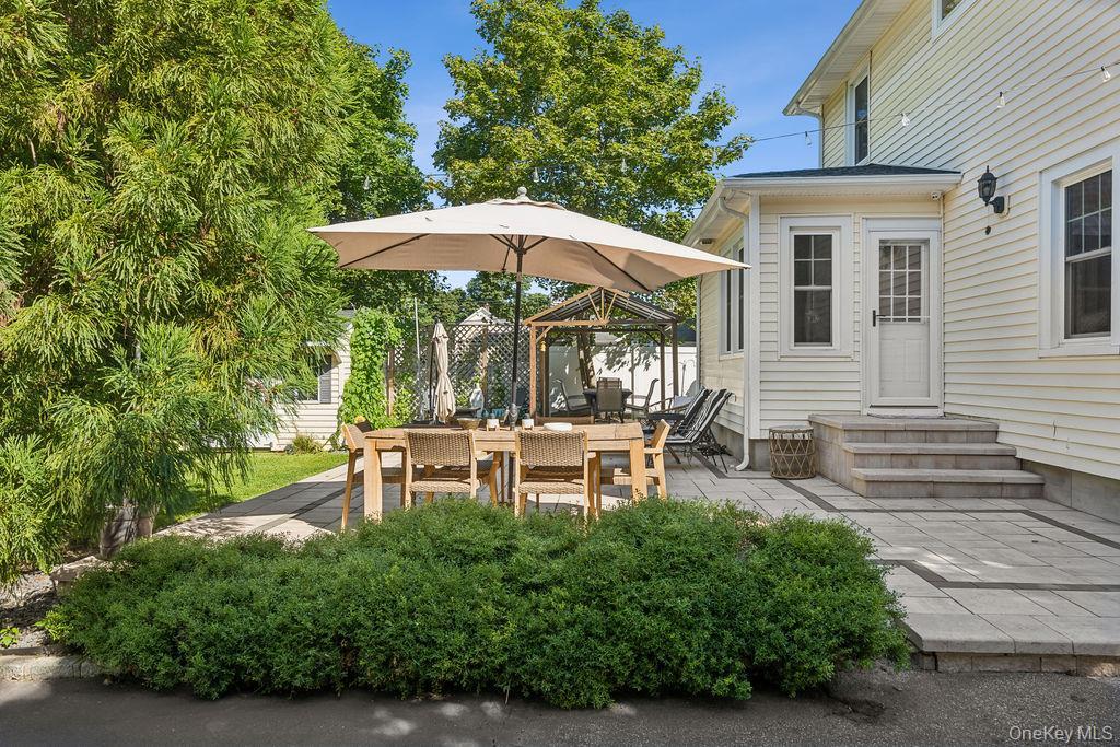 Single Family Lincoln Avenue  Suffolk County, NY 11782, MLS-1041069-37