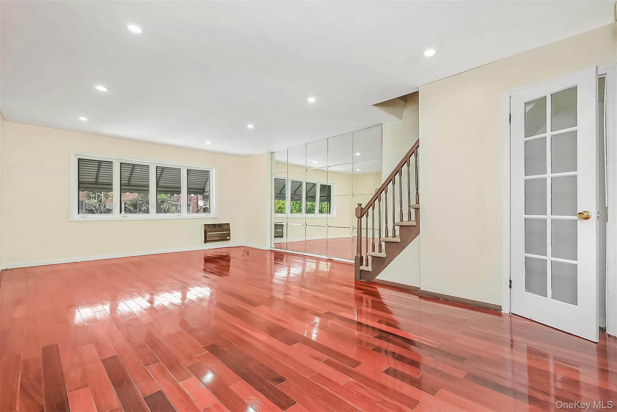 Single Family E 81st Street  Brooklyn, NY 11236, MLS-1041079-2