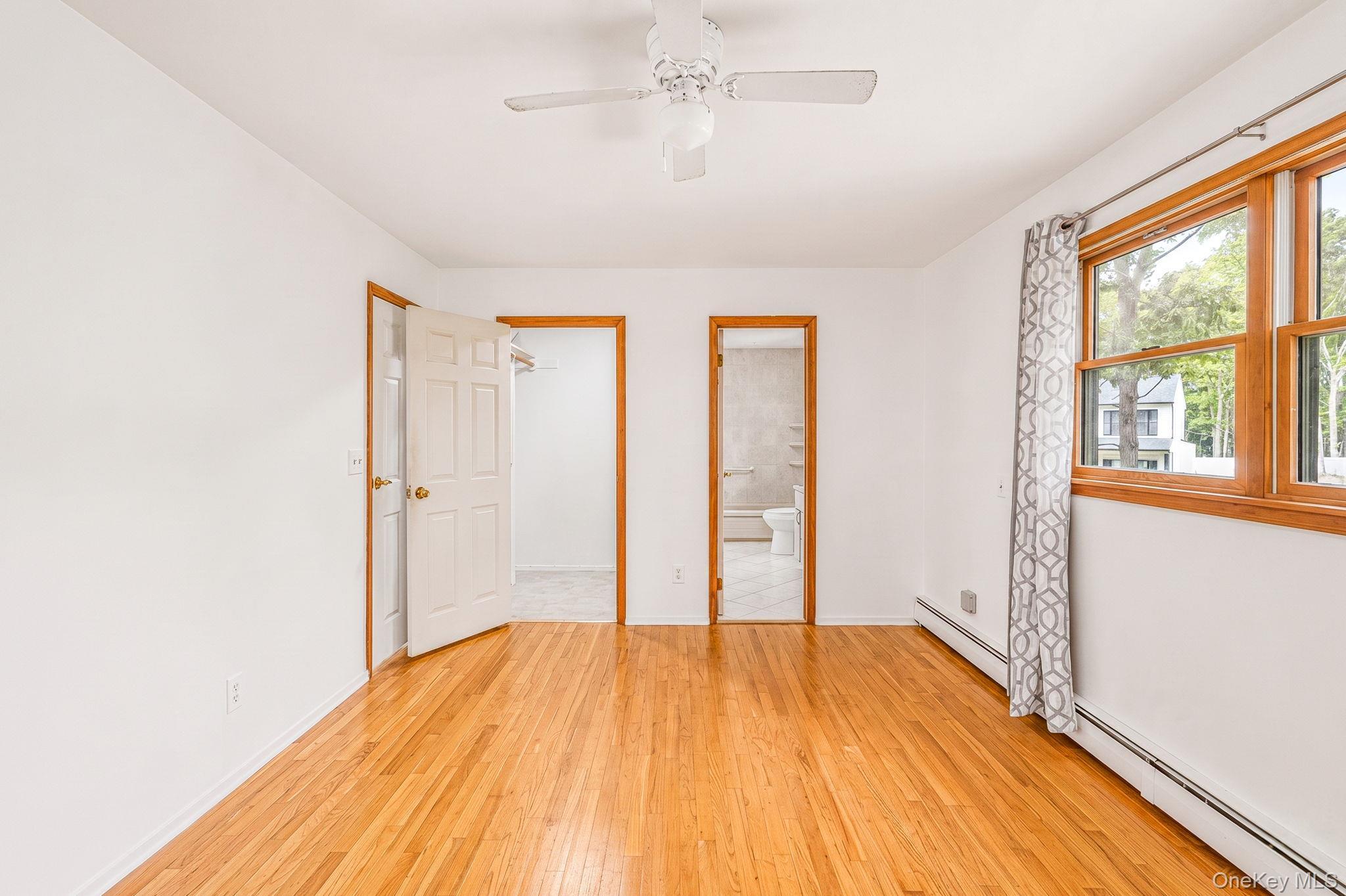 Single Family Oak Street  Suffolk County, NY 11720, MLS-1041087-27