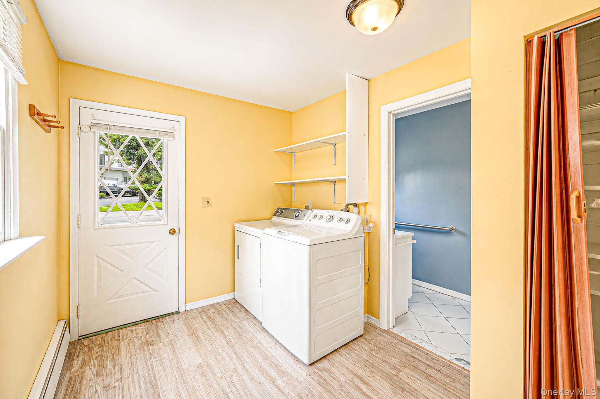 Single Family Oak Street  Suffolk County, NY 11720, MLS-1041087-32
