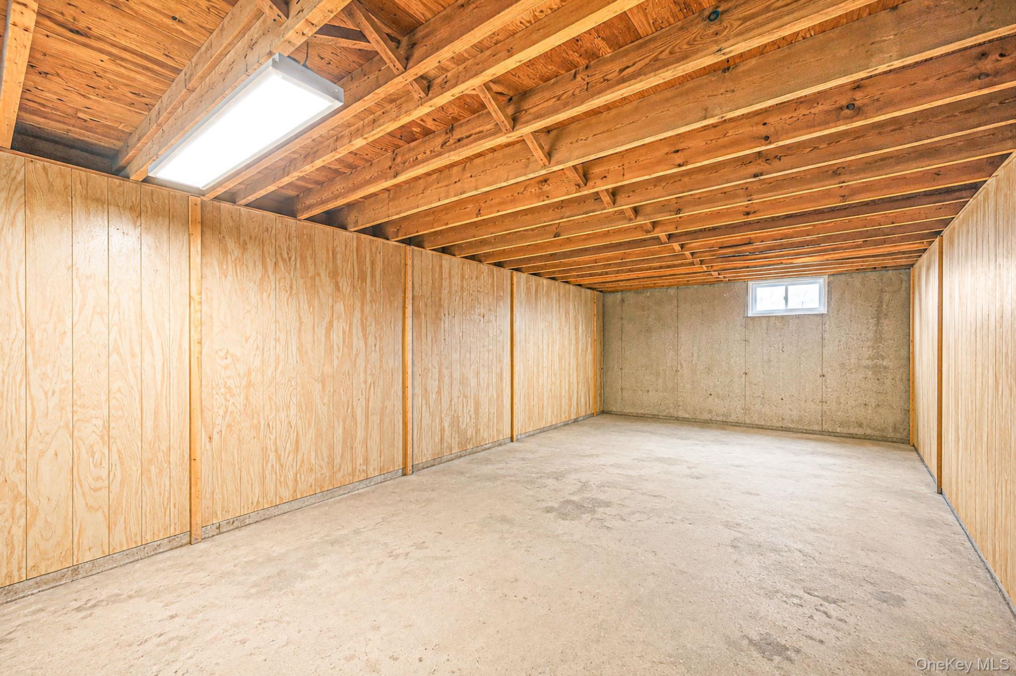Single Family Oak Street  Suffolk County, NY 11720, MLS-1041087-38