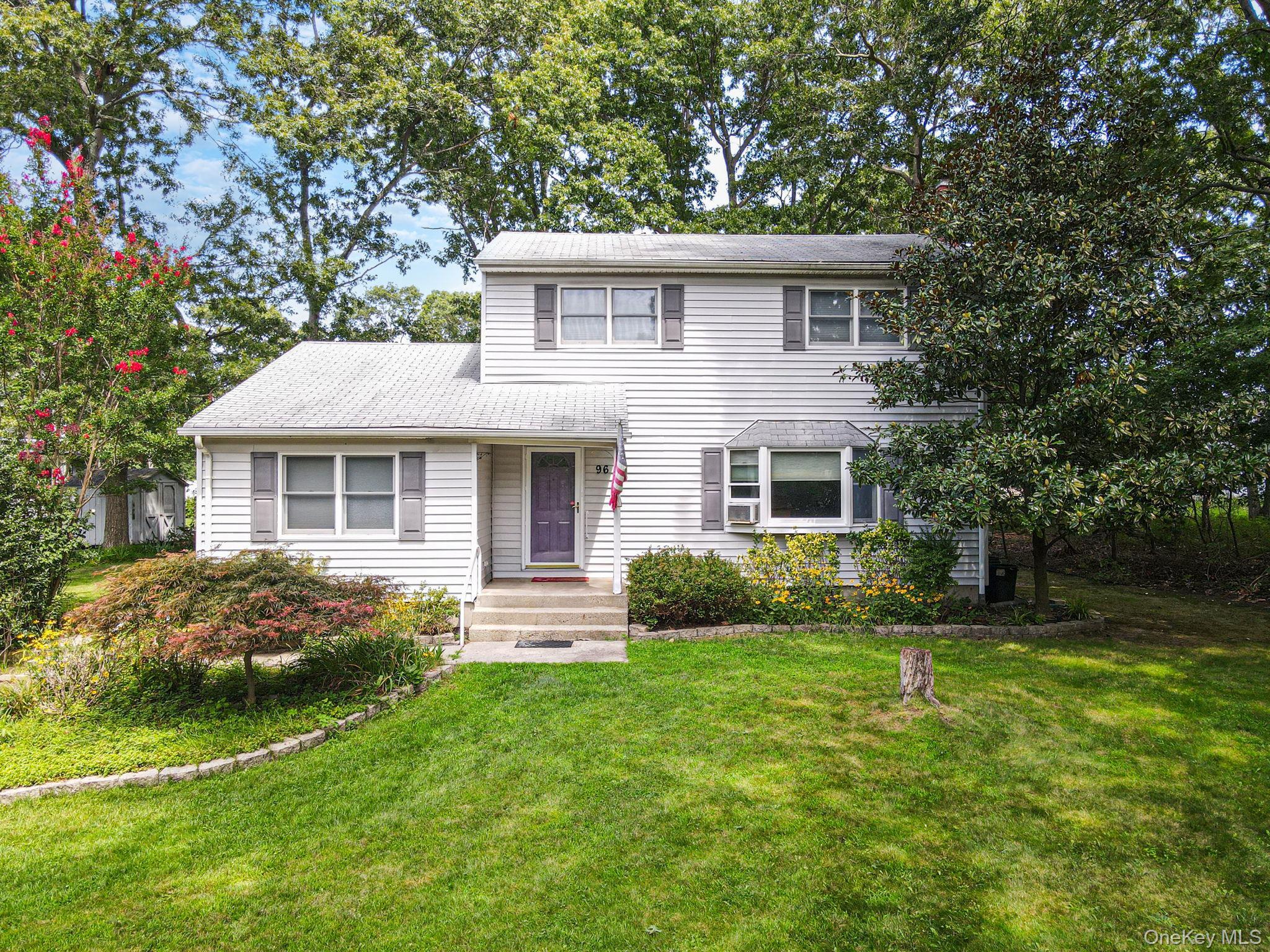 Single Family Oak Street  Suffolk County, NY 11720, MLS-1041087-40