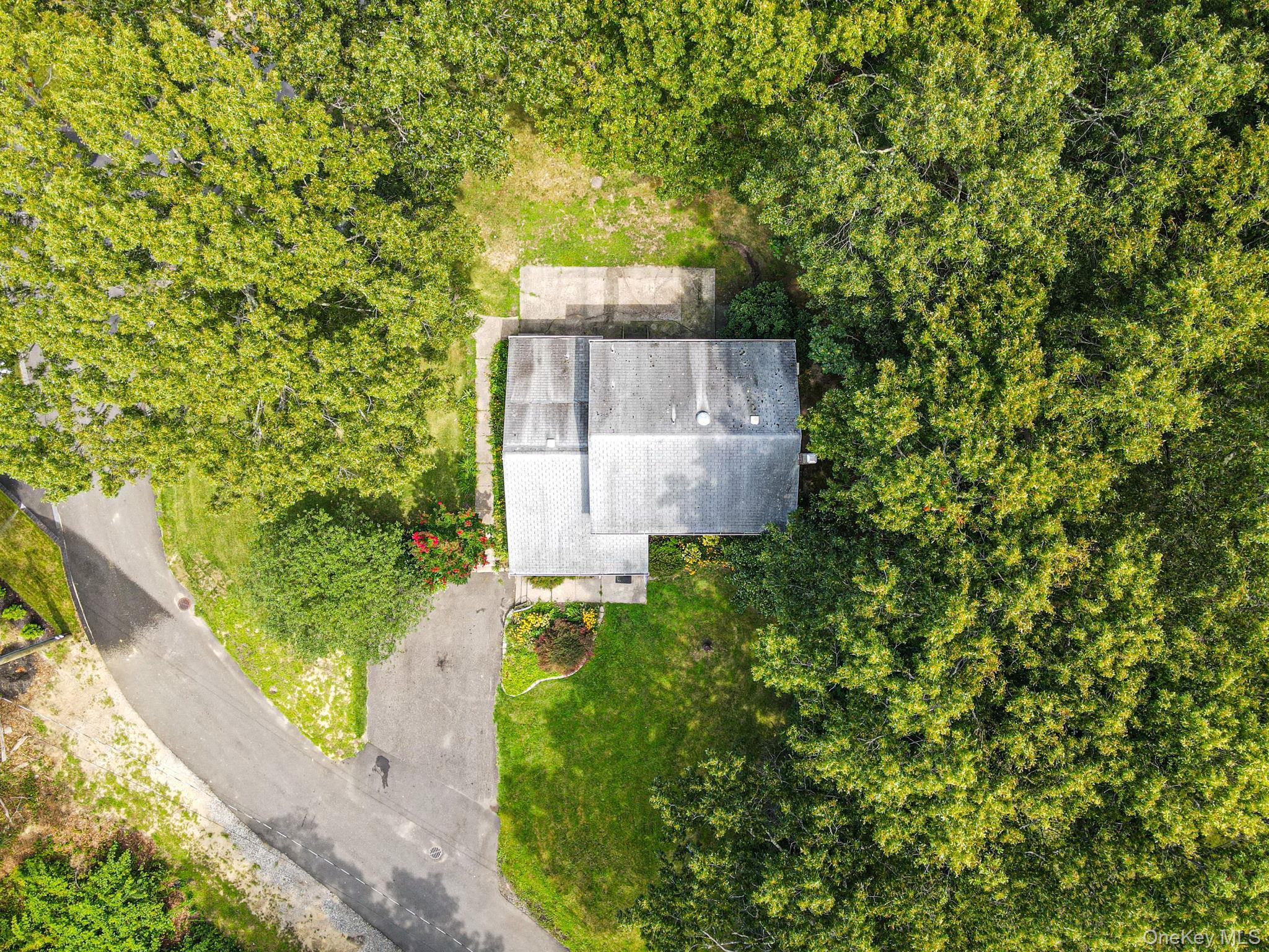 Single Family Oak Street  Suffolk County, NY 11720, MLS-1041087-41