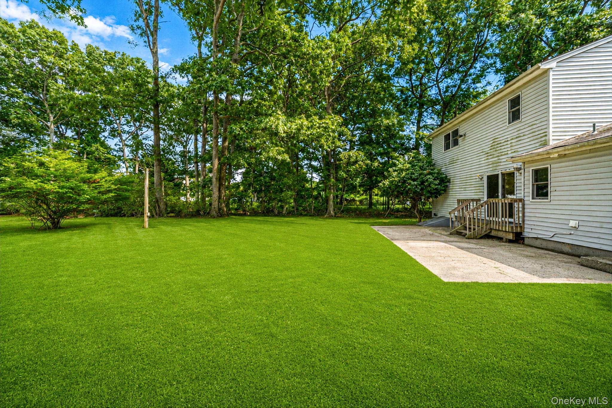 Single Family Oak Street  Suffolk County, NY 11720, MLS-1041087-6