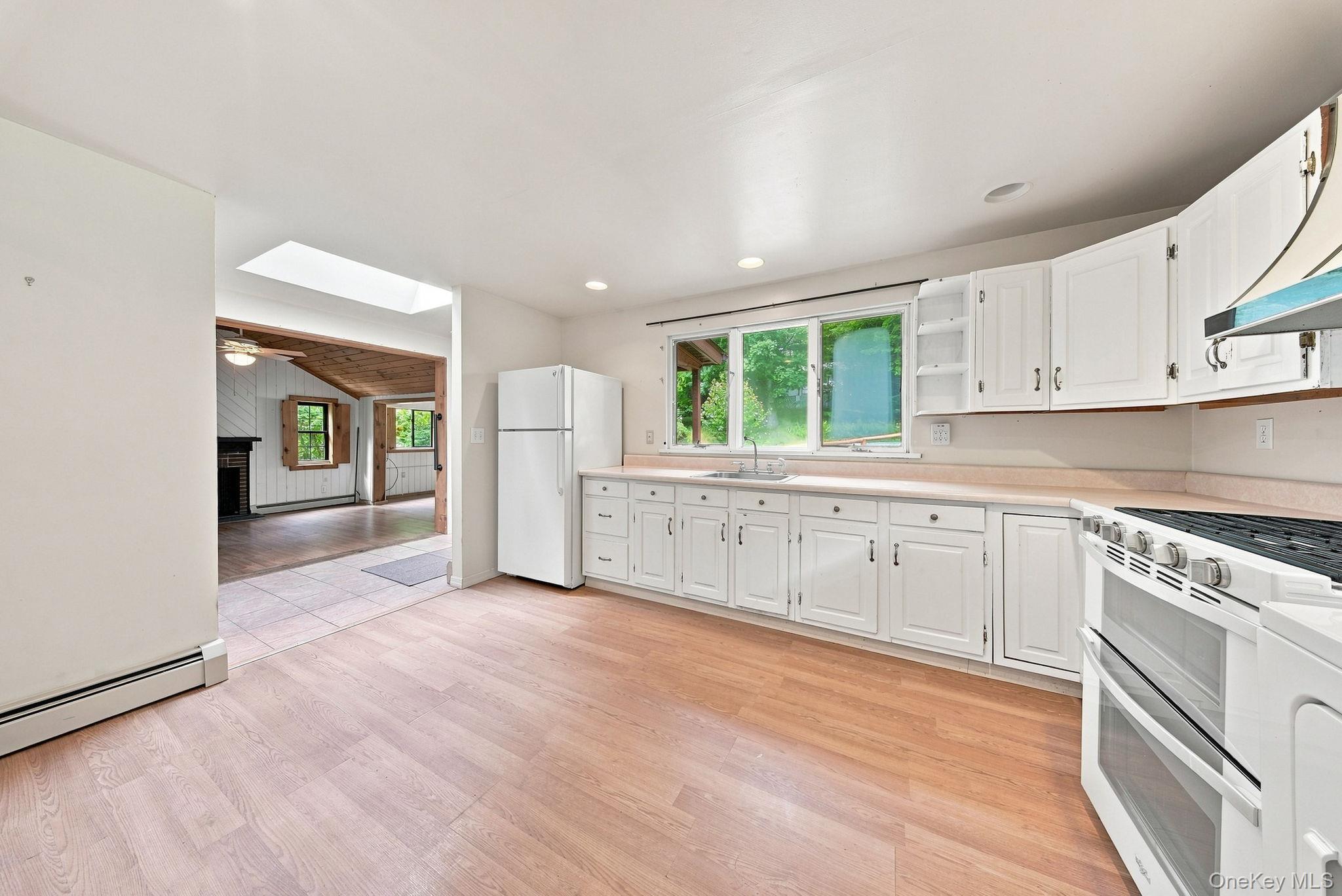 Single Family Maple Trail Sullivan County, NY 12790, MLS-1041104-19
