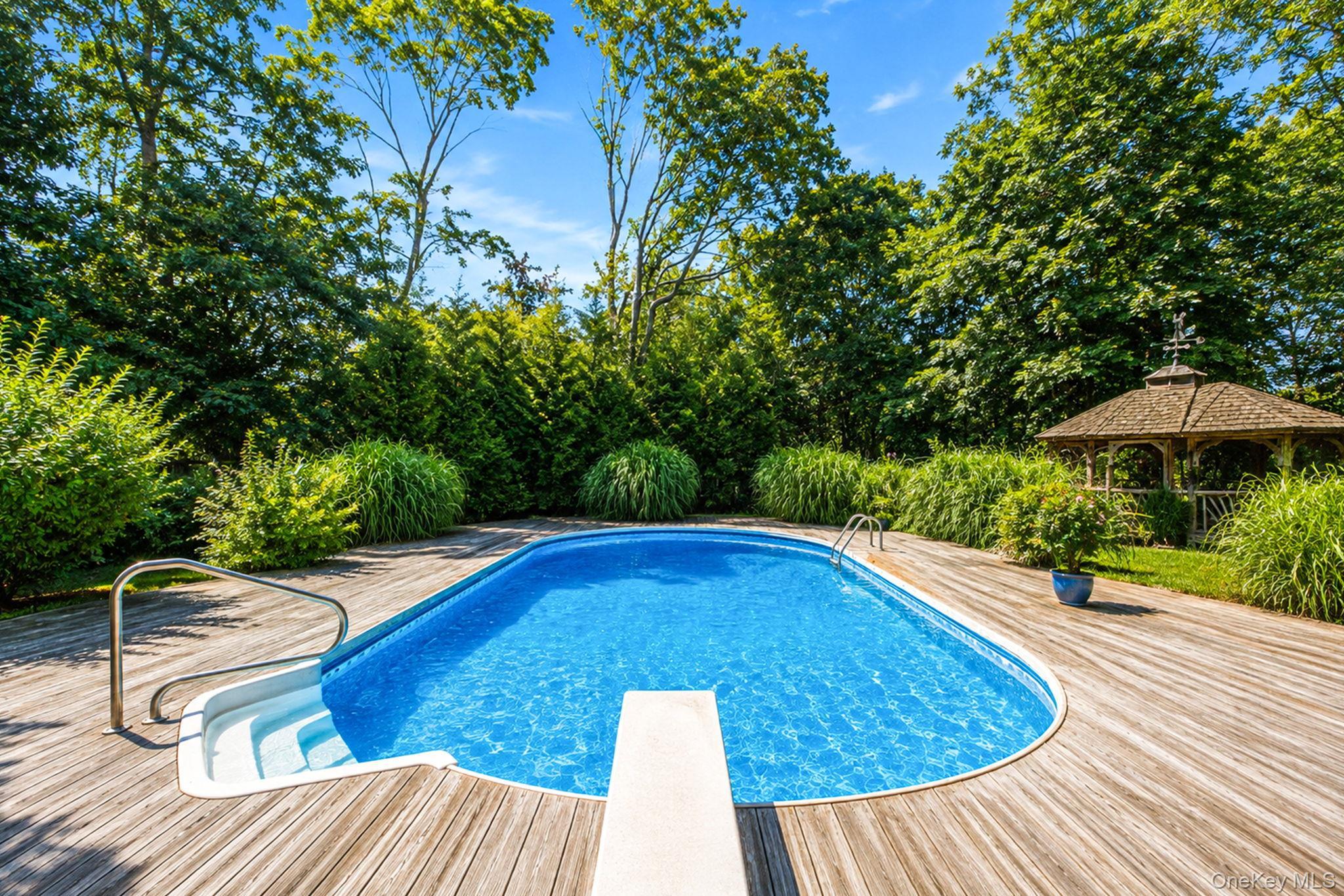 Single Family Oak Street  Suffolk County, NY 11763, MLS-1041110-13